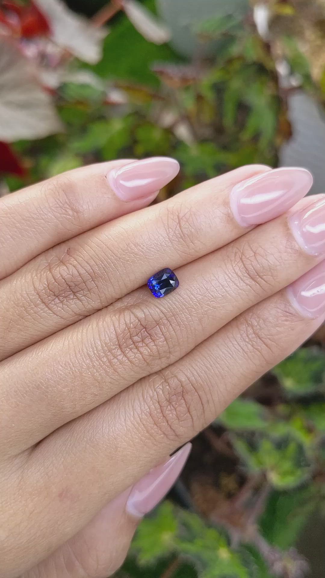 1.10 Ct. Blue Sapphire from Ceylon (Sri Lanka) Size Video