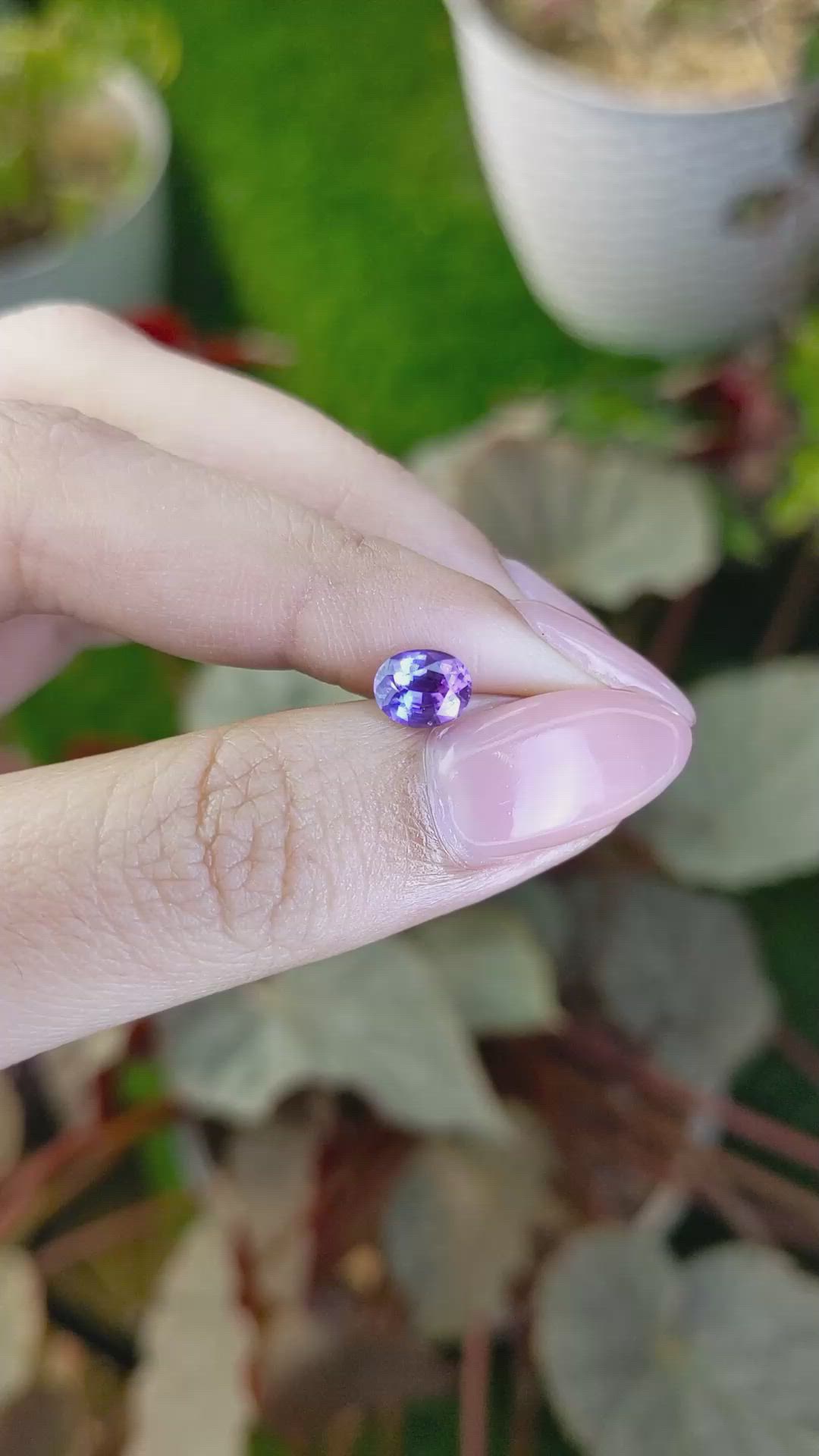1.03 Ct. Pinkish Purple Sapphire from Ceylon (Sri Lanka) Size Video