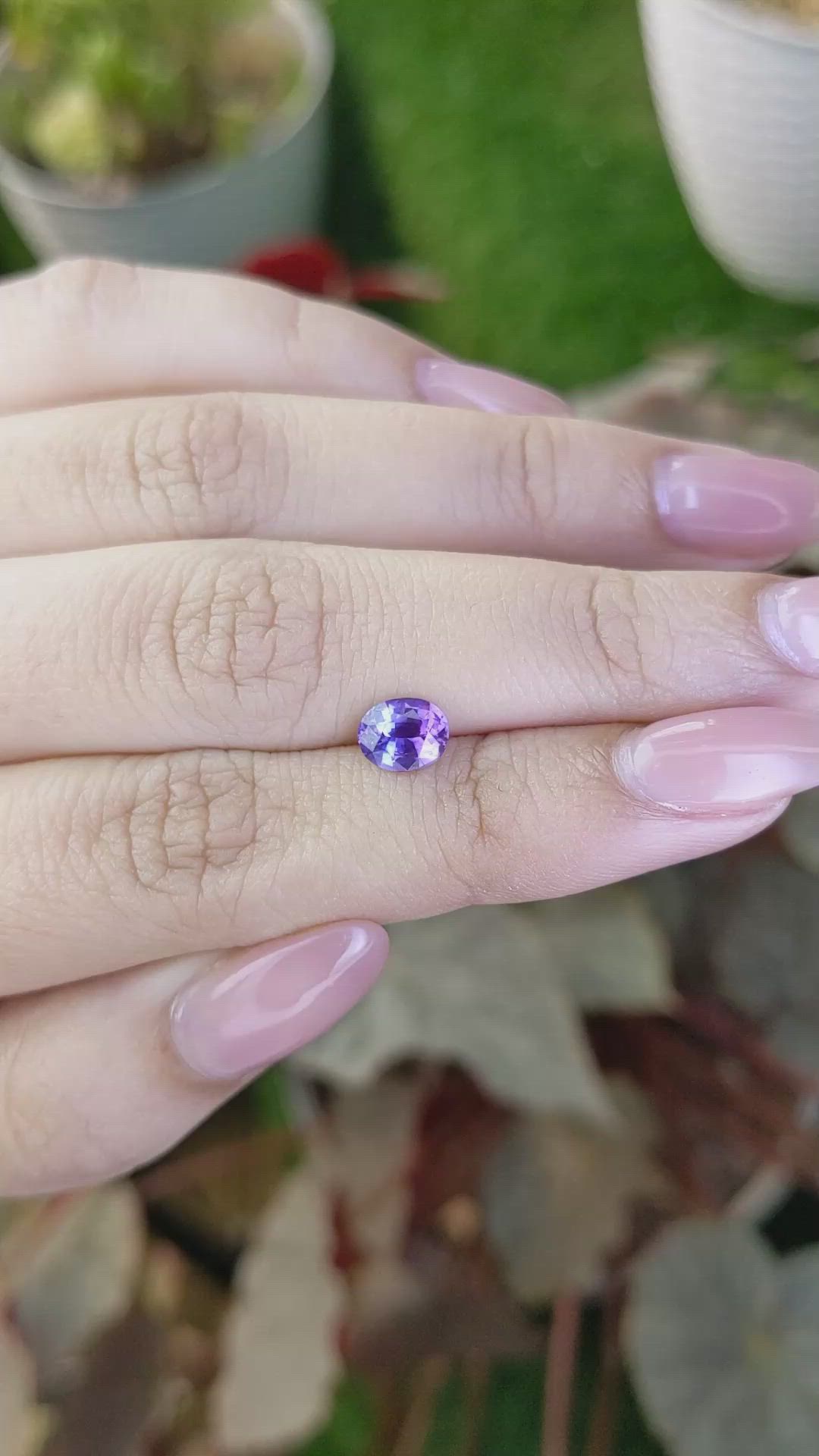 1.03 Ct. Pinkish Purple Sapphire from Ceylon (Sri Lanka) Size Video