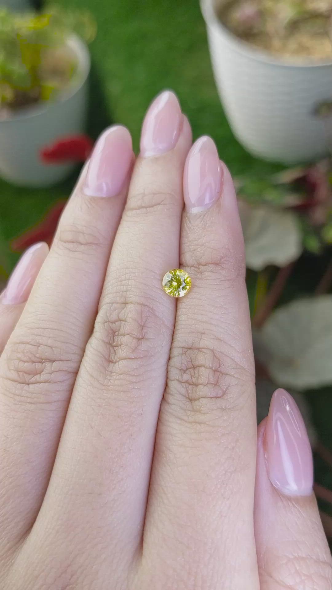 0.77 Ct. Yellow Sapphire from Ceylon (Sri Lanka) Size Video