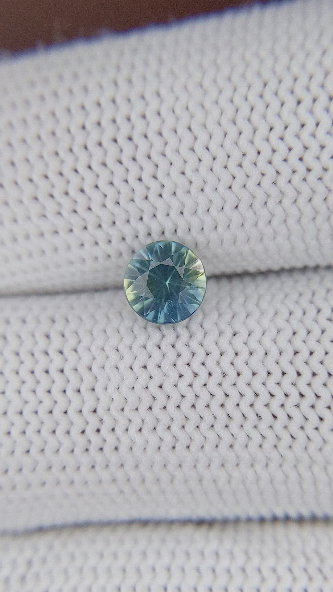 1.04 Ct. Bi Color / Parti Sapphire from Madagascar Size Video
