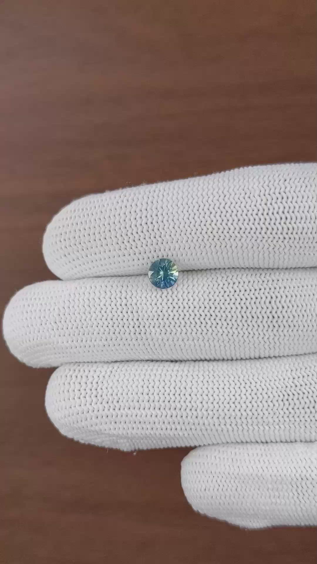 1.04 Ct. Bi Color / Parti Sapphire from Madagascar Size Video
