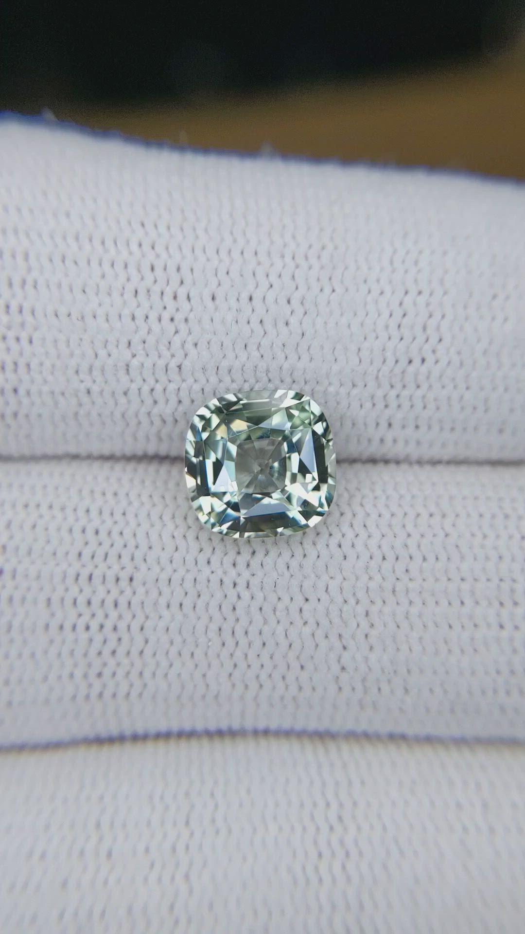3.27 Ct. Bluish Green Sapphire from Ceylon (Sri Lanka) Size Video