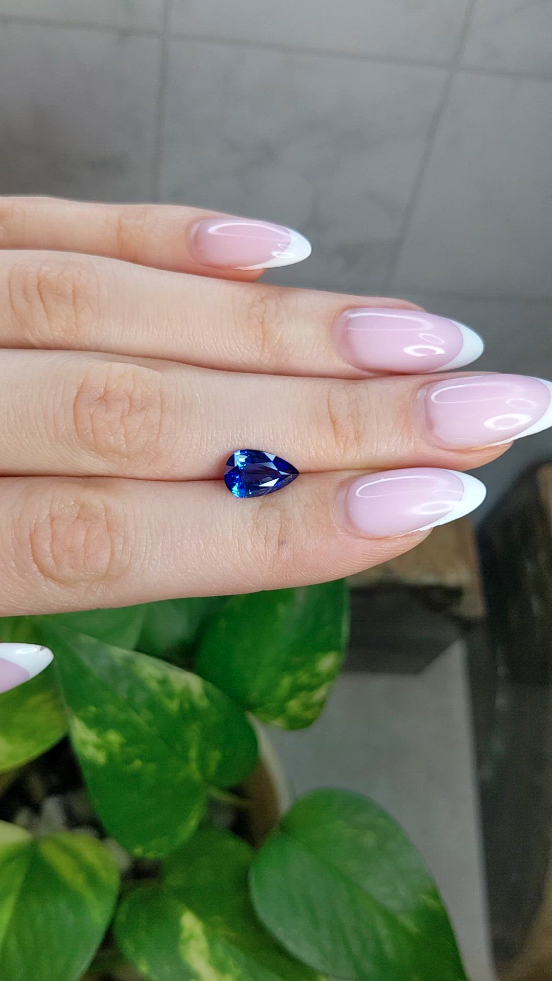 2.16 Ct. Blue Sapphire from Ceylon (Sri Lanka) Size Video