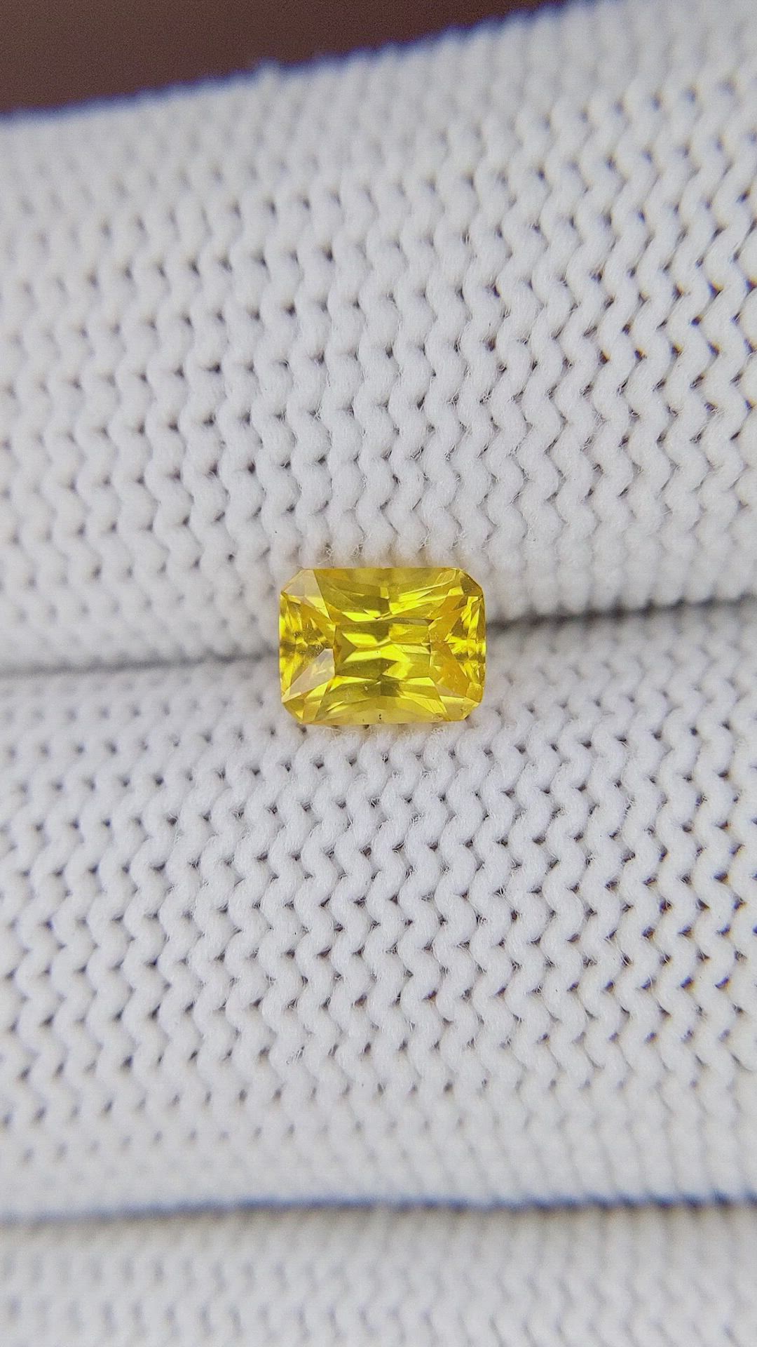 0.87 Ct. Yellow Sapphire from Ceylon (Sri Lanka) Size Video