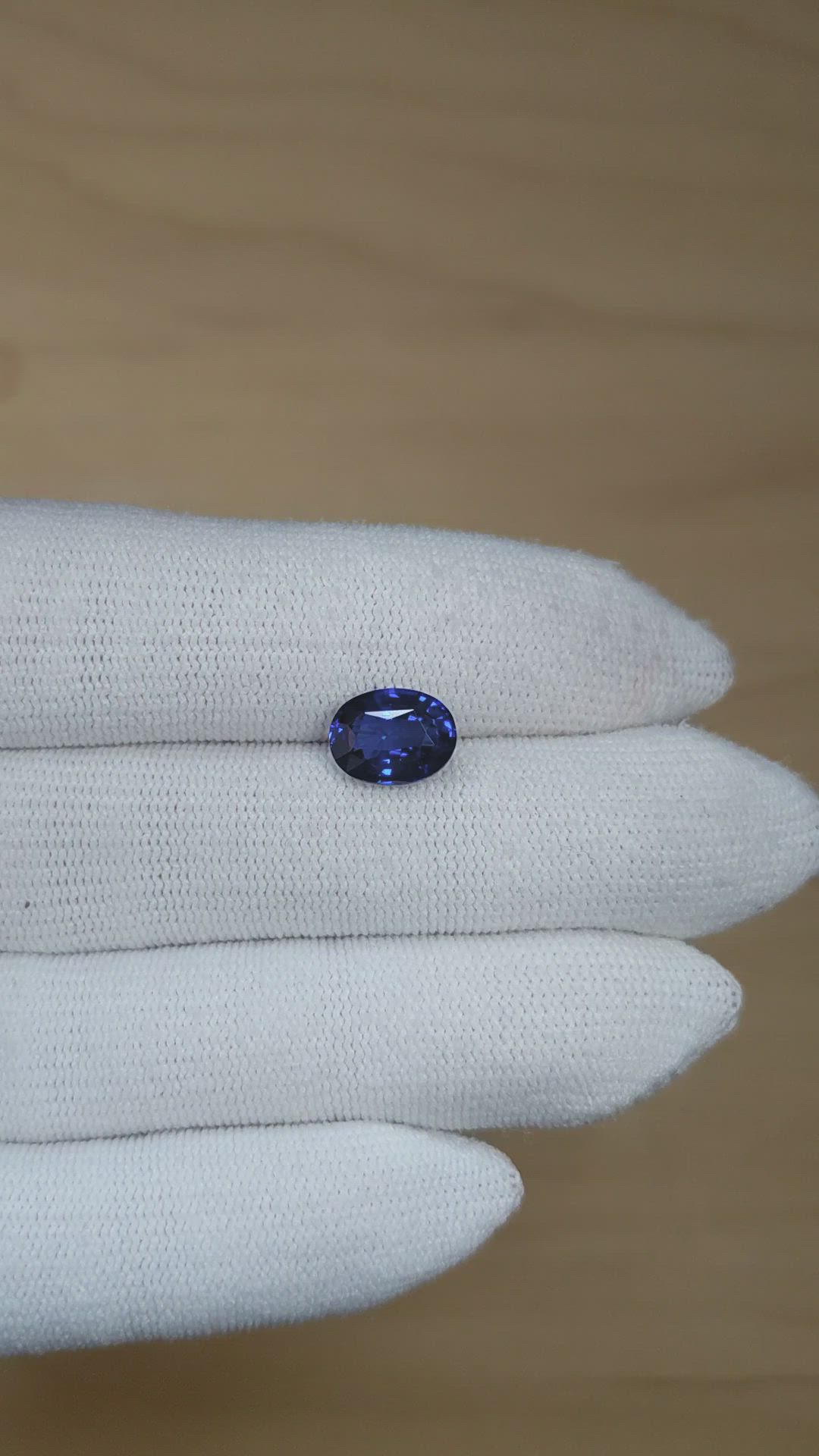 3.04 Ct. Blue Sapphire from Ceylon (Sri Lanka) Size Video