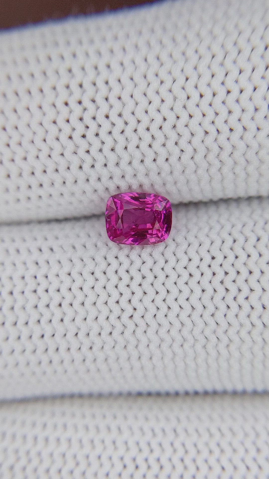 1.00 Ct. Purplish Pink Sapphire from Madagascar Size Video