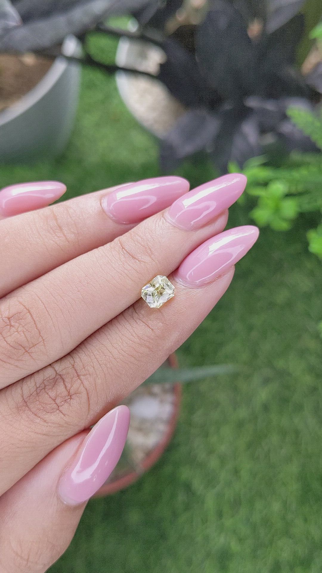 1.04 Ct. Yellow Sapphire from Ceylon (Sri Lanka) Size Video