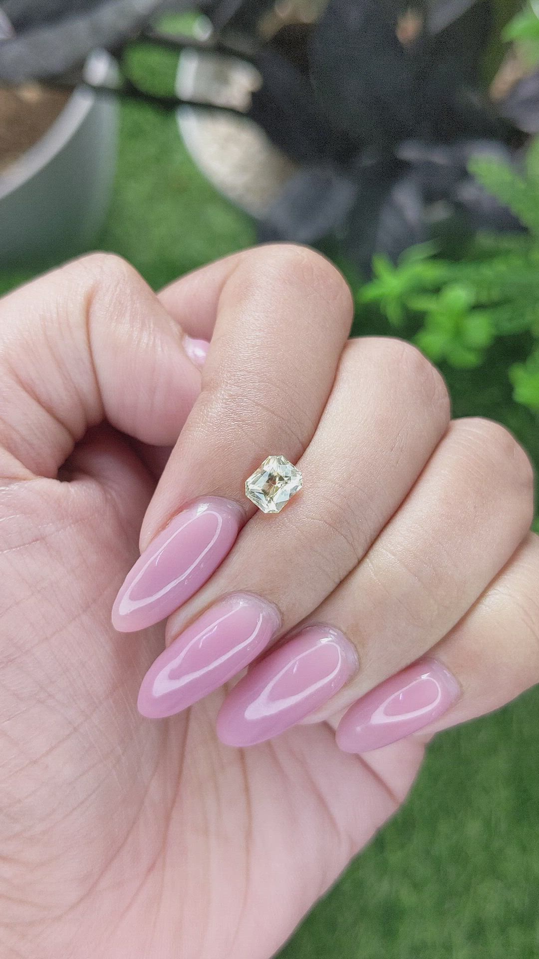 1.04 Ct. Yellow Sapphire from Ceylon (Sri Lanka) Size Video