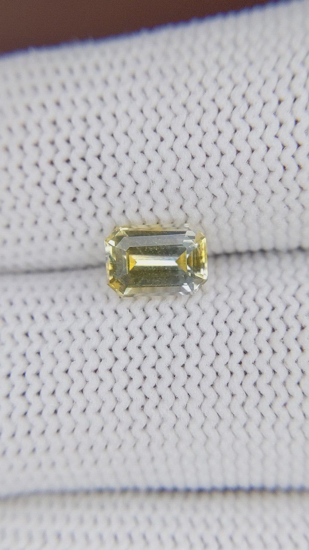 1.54 Ct. Yellow Sapphire from Ceylon (Sri Lanka) Size Video