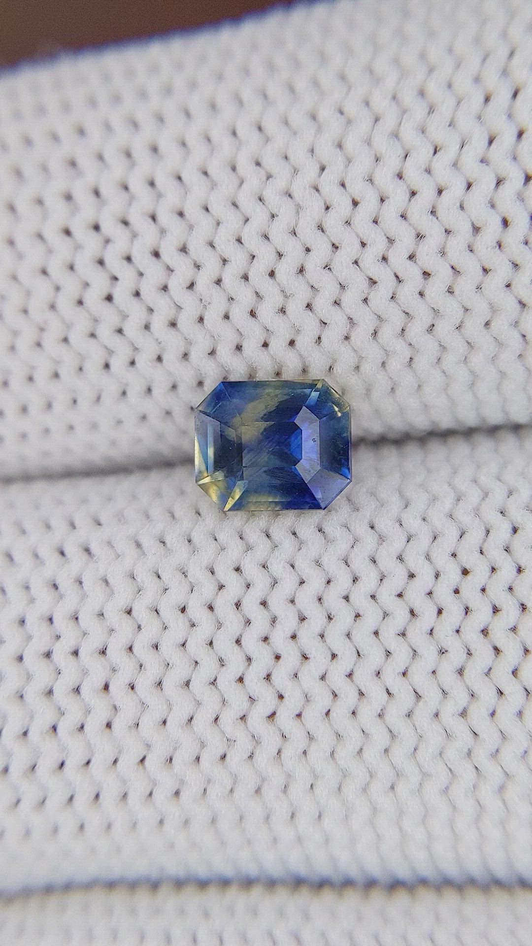 1.04 Ct. Bi Color / Parti Sapphire from Tanzania Size Video