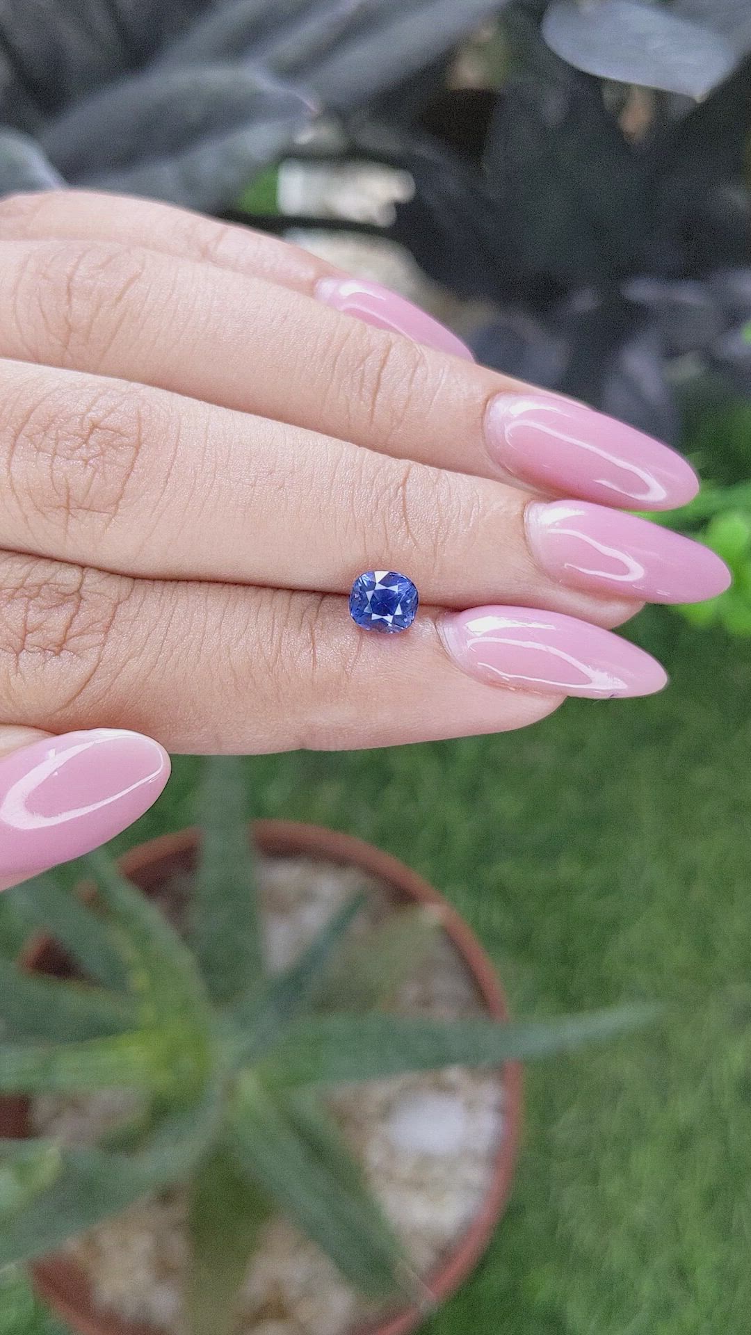 1.10 Ct. Blue Sapphire from Ceylon (Sri Lanka) Size Video