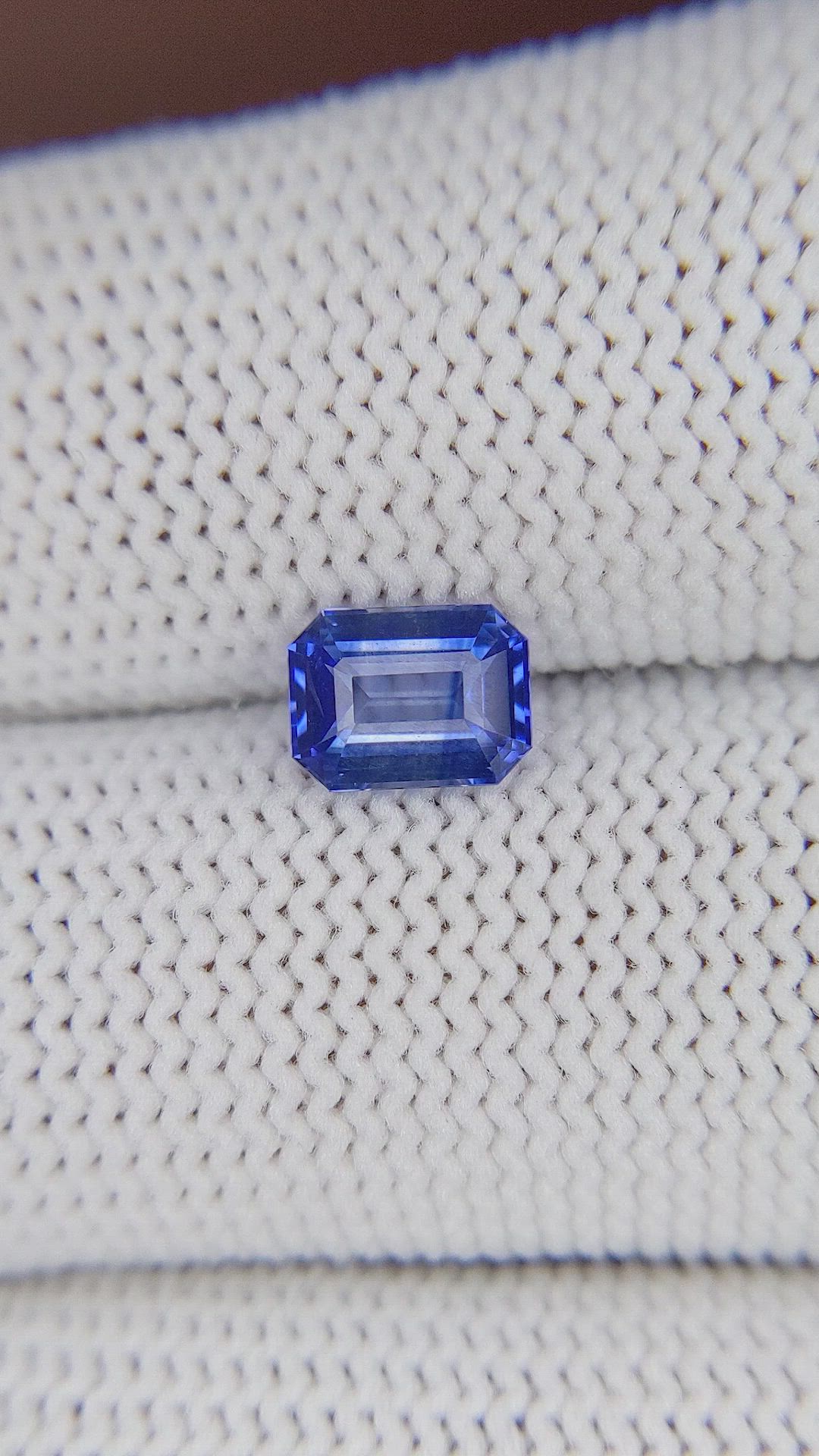 1.13 Ct. Blue Sapphire from Ceylon (Sri Lanka) Size Video