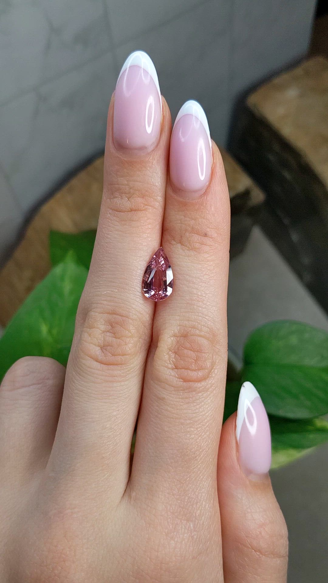 2.97 Ct. Padparadscha Sapphire from Ceylon (Sri Lanka) Size Video