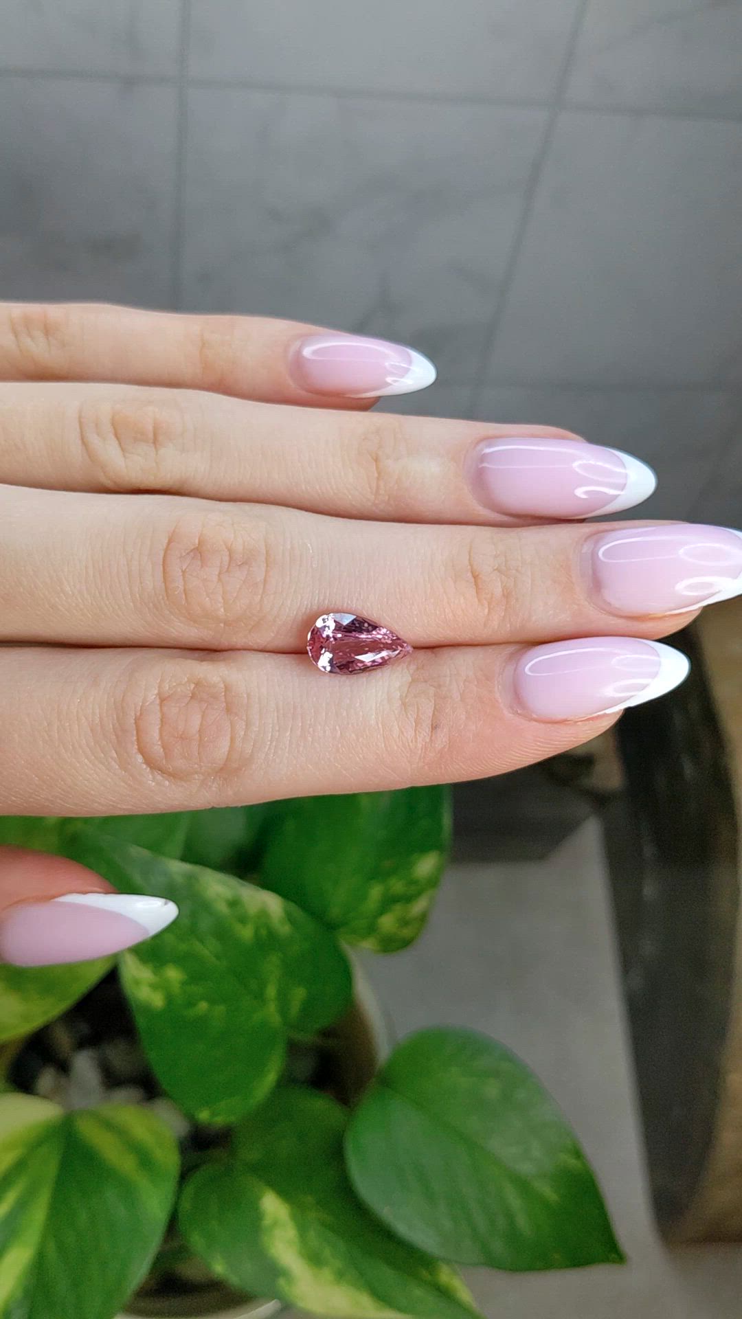 2.97 Ct. Padparadscha Sapphire from Ceylon (Sri Lanka) Size Video