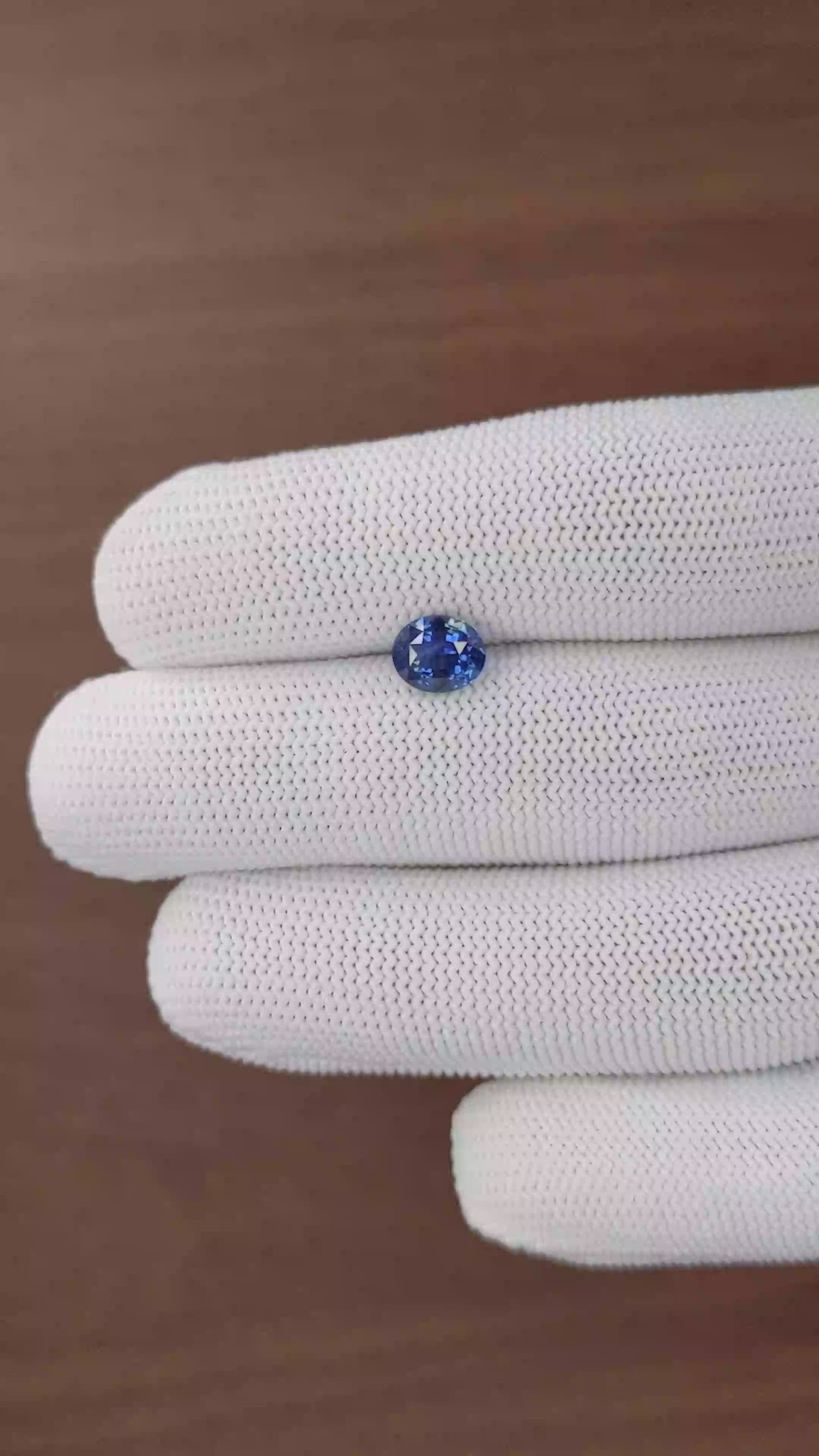 1.77 Ct. Blue Sapphire from Ceylon (Sri Lanka) Size Video