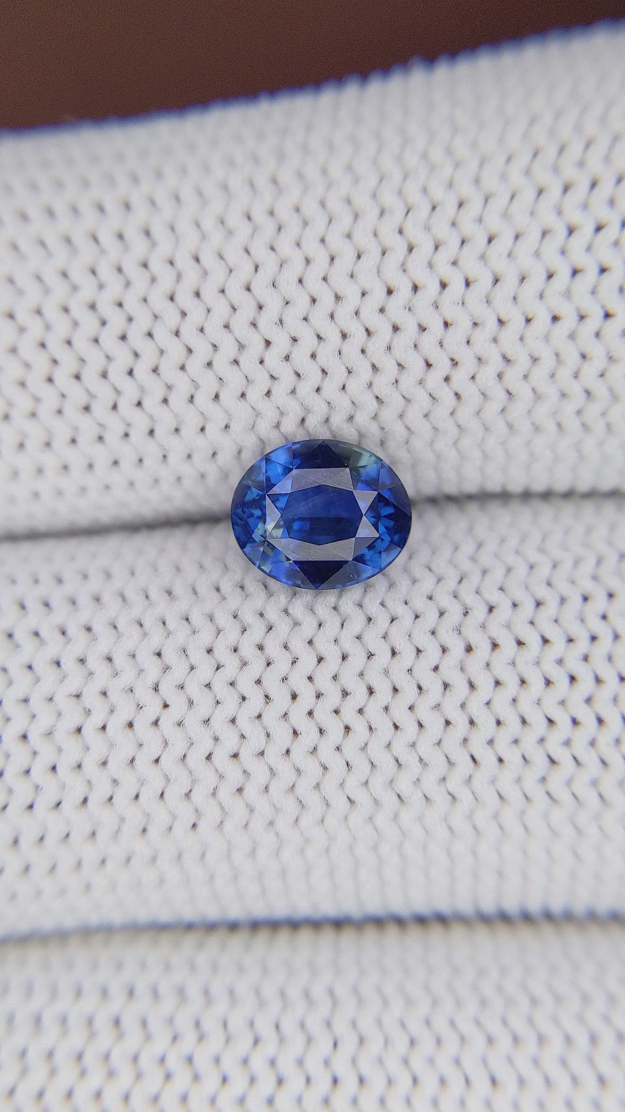 1.77 Ct. Blue Sapphire from Ceylon (Sri Lanka) Size Video