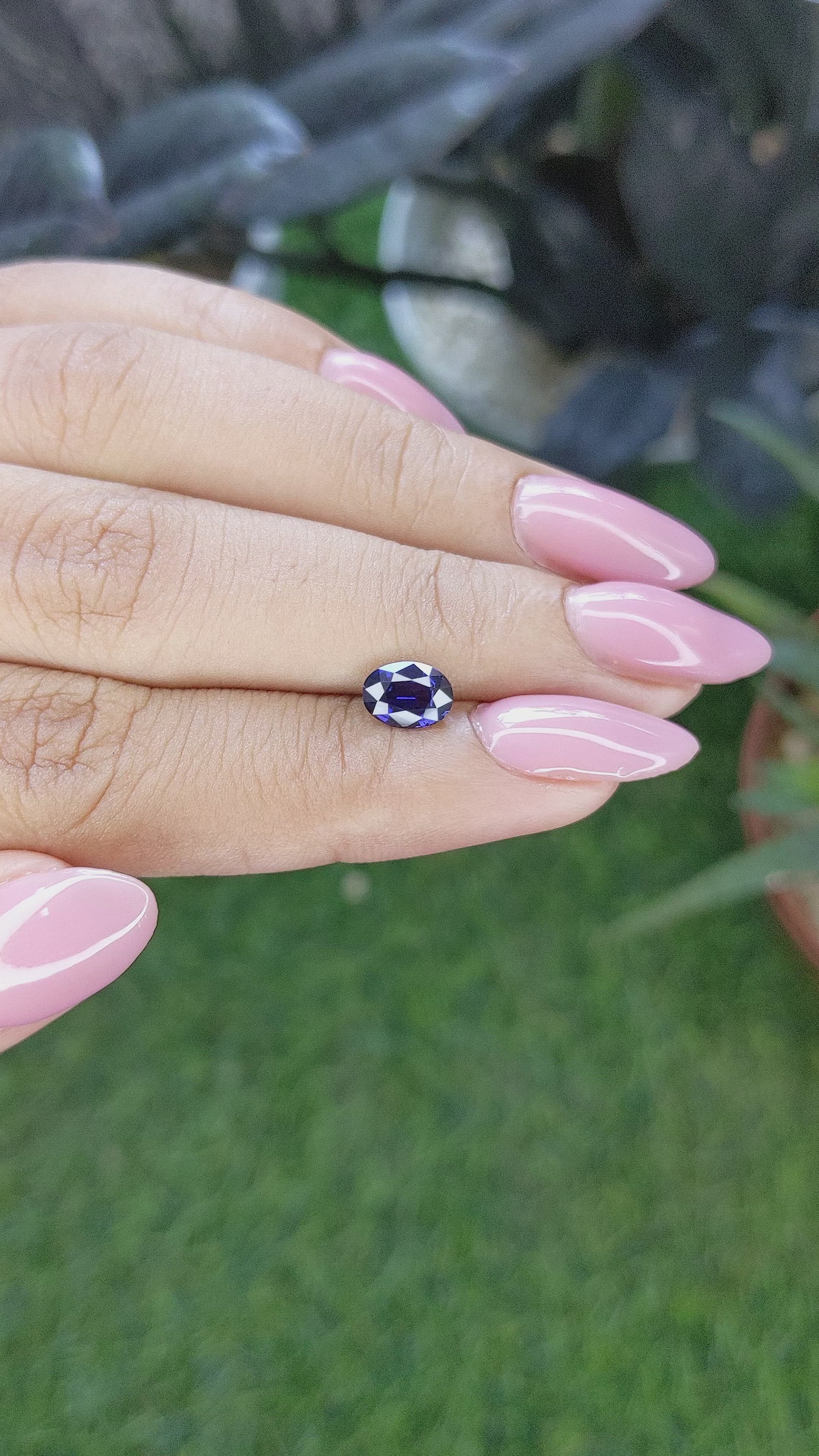 1.10 Ct. Color Change Sapphire from Ceylon (Sri Lanka) Size Video