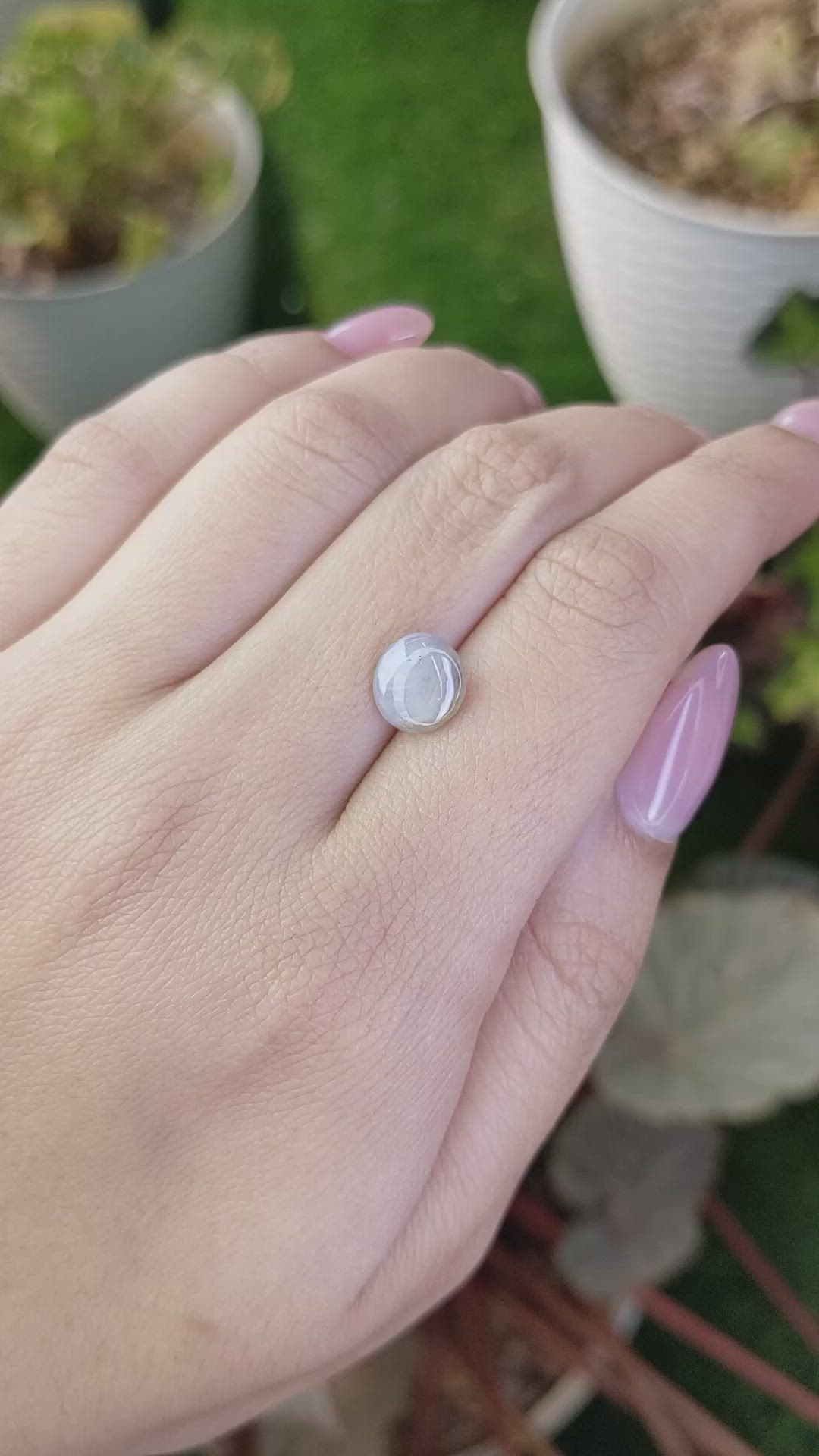 2.92 Ct. Grey Star Sapphire from Ceylon (Sri Lanka) Size Video