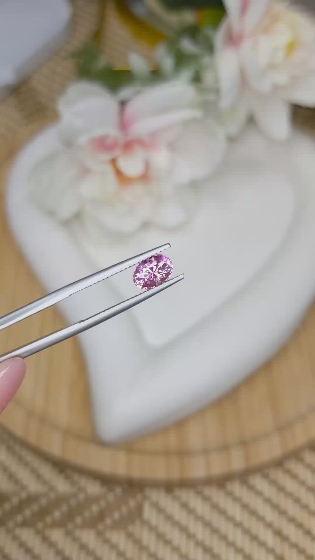 1.57 Ct. Purplish Pink Sapphire from Ceylon (Sri Lanka) Size Video
