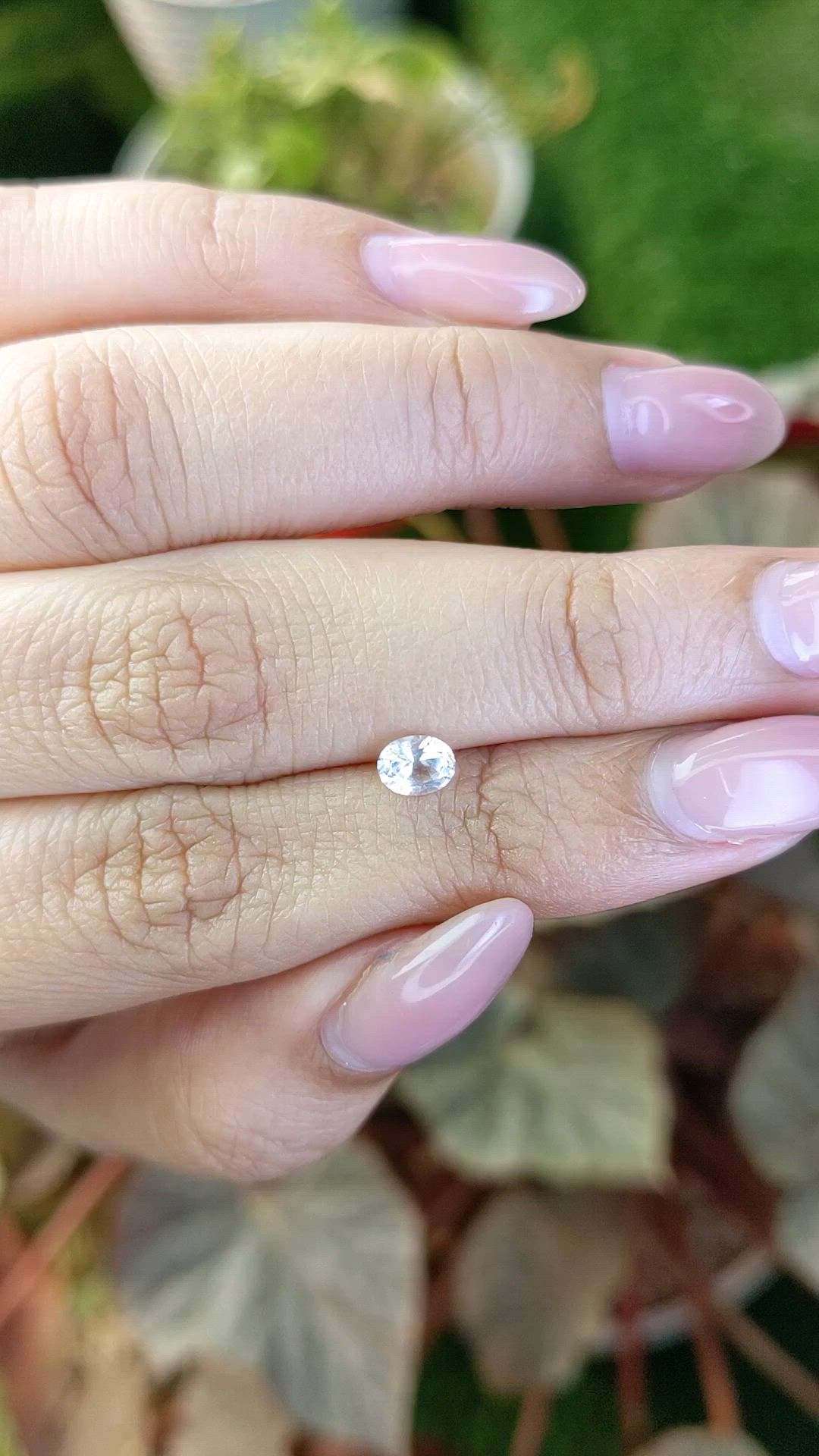 0.45 Ct. White Sapphire from Ceylon (Sri Lanka) Size Video
