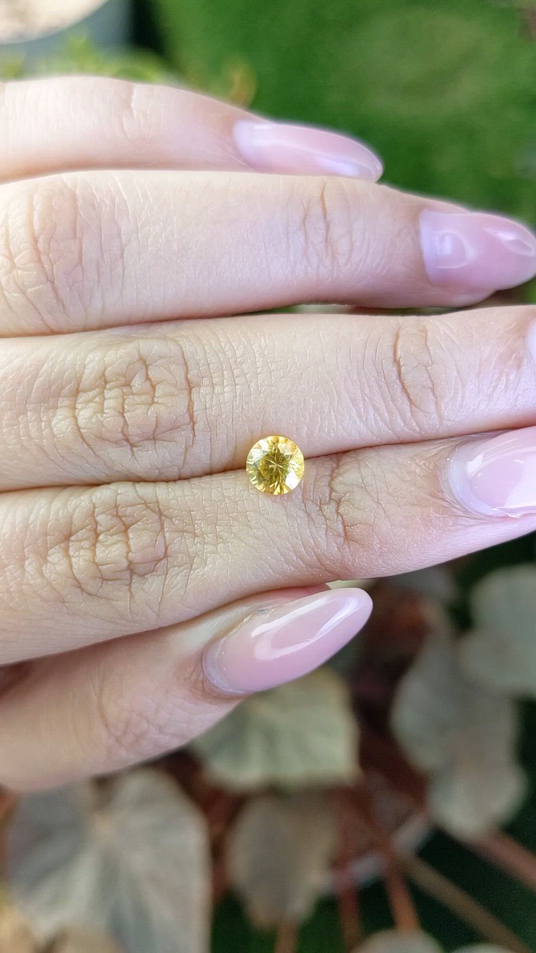 0.85 Ct. Yellow Sapphire from Ceylon (Sri Lanka) Size Video