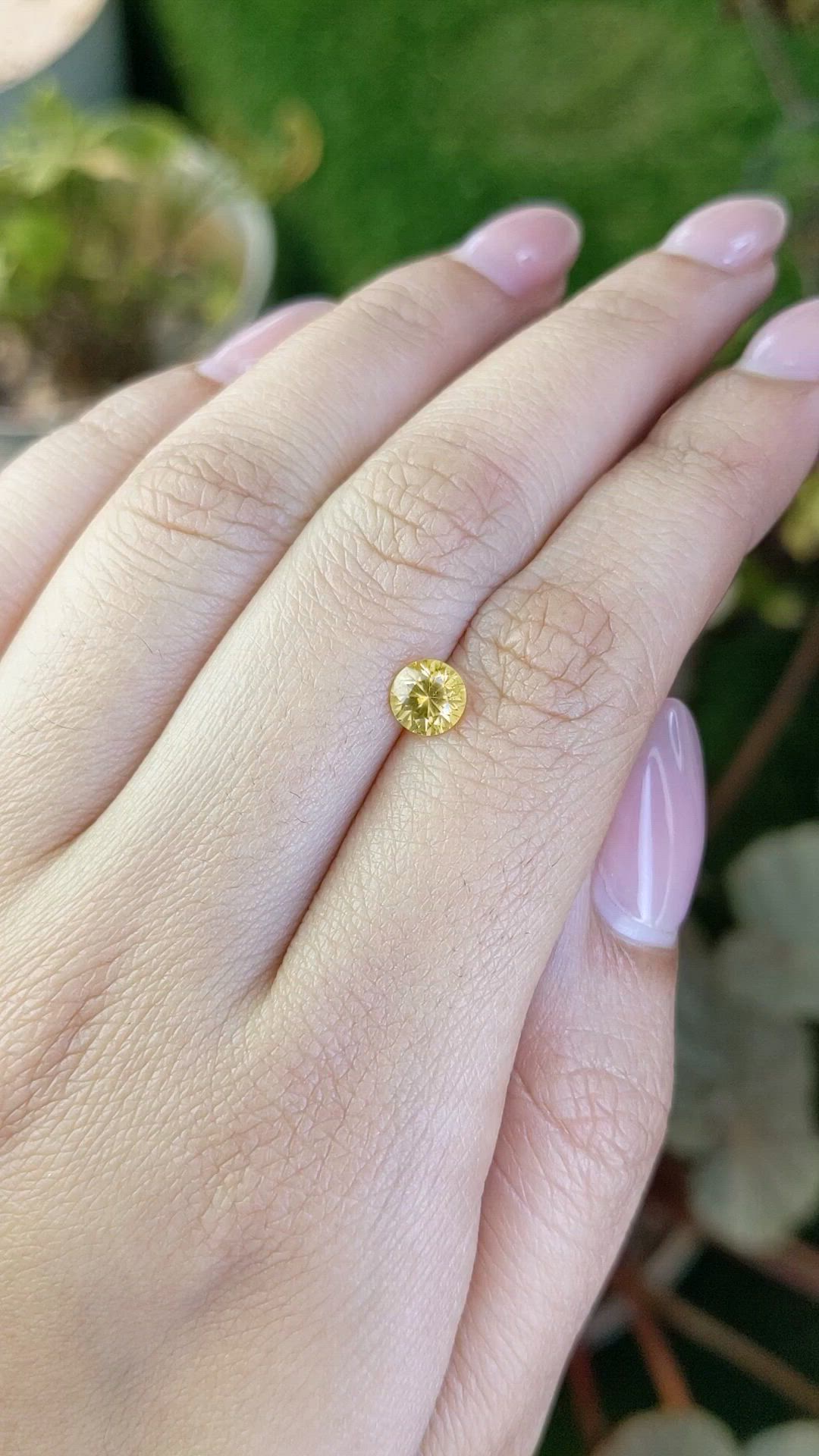 0.85 Ct. Yellow Sapphire from Ceylon (Sri Lanka) Size Video