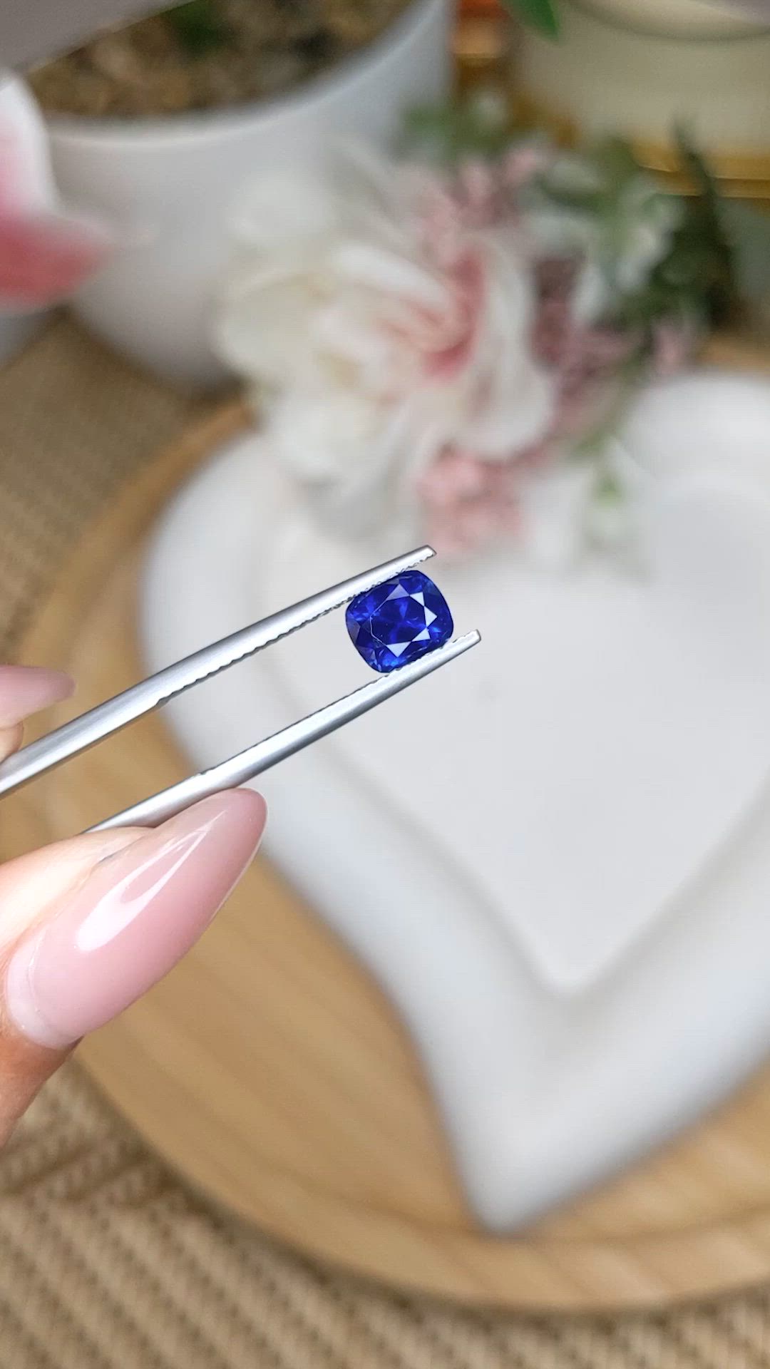 1.28 Ct. Blue Sapphire from Ceylon (Sri Lanka) Size Video