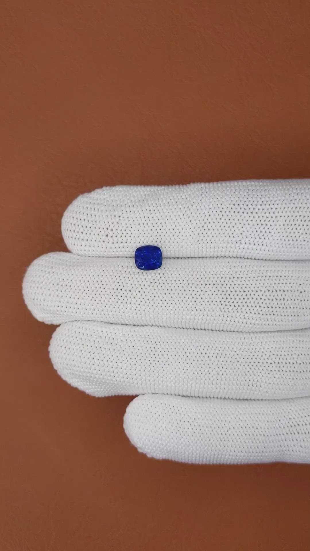 1.28 Ct. Blue Sapphire from Ceylon (Sri Lanka) Size Video