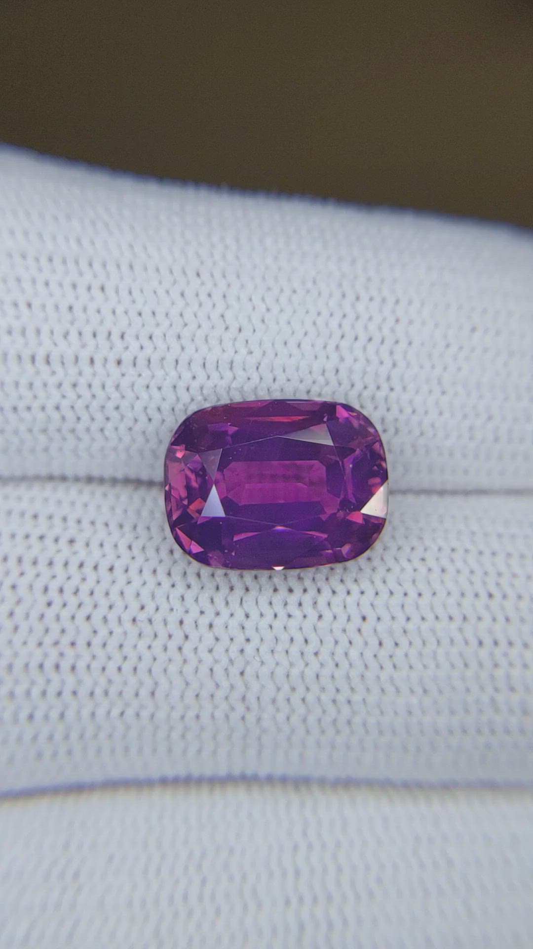8.02 Ct. Purple Sapphire from Ceylon (Sri Lanka) Size Video