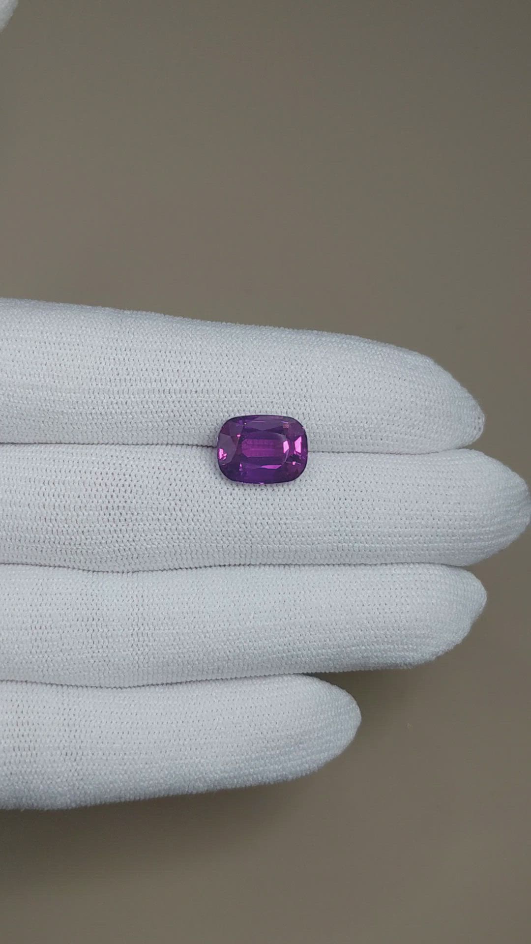 8.02 Ct. Purple Sapphire from Ceylon (Sri Lanka) Size Video