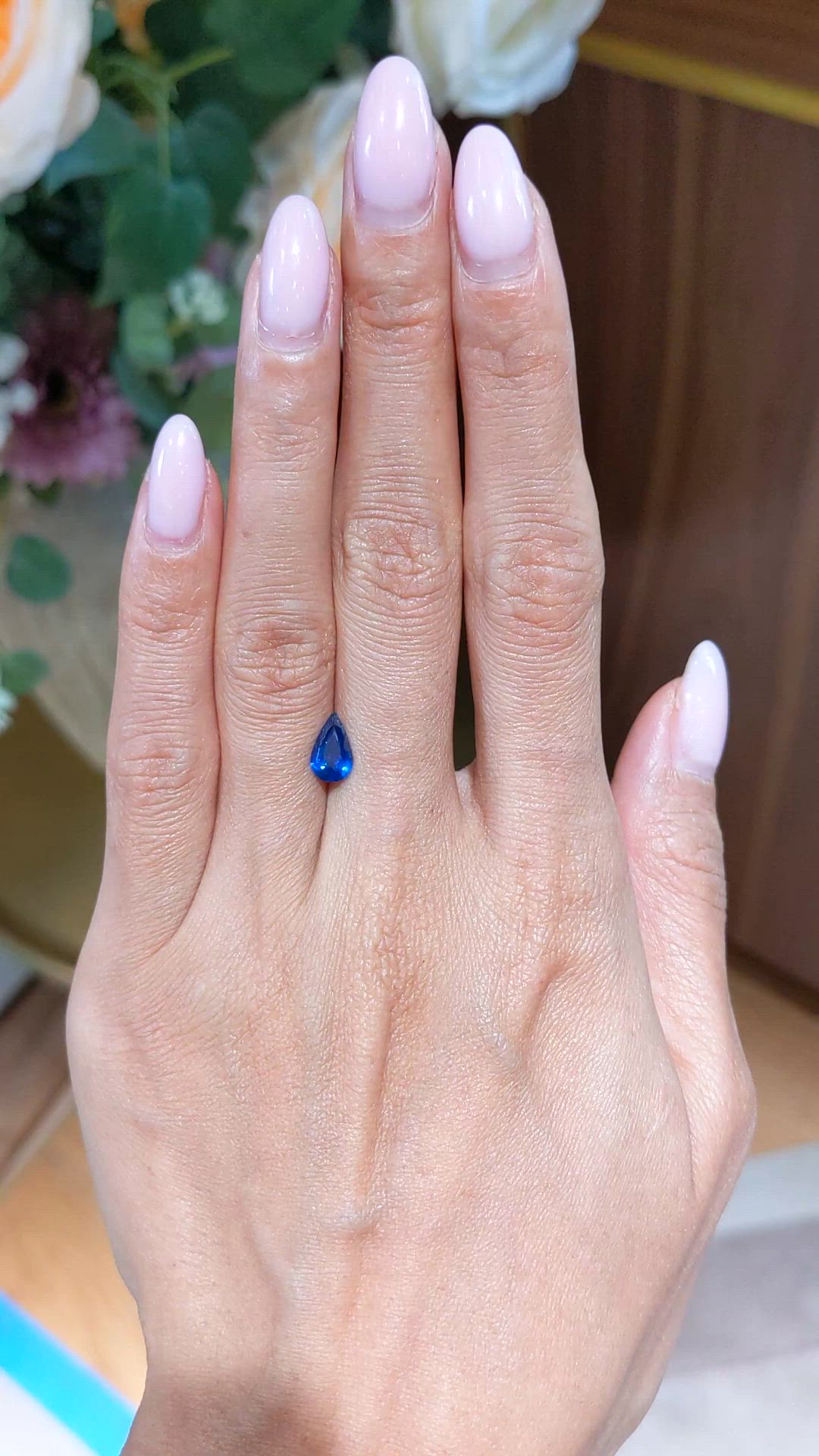 1.05 Ct. Blue Sapphire from Ceylon (Sri Lanka) Size Video
