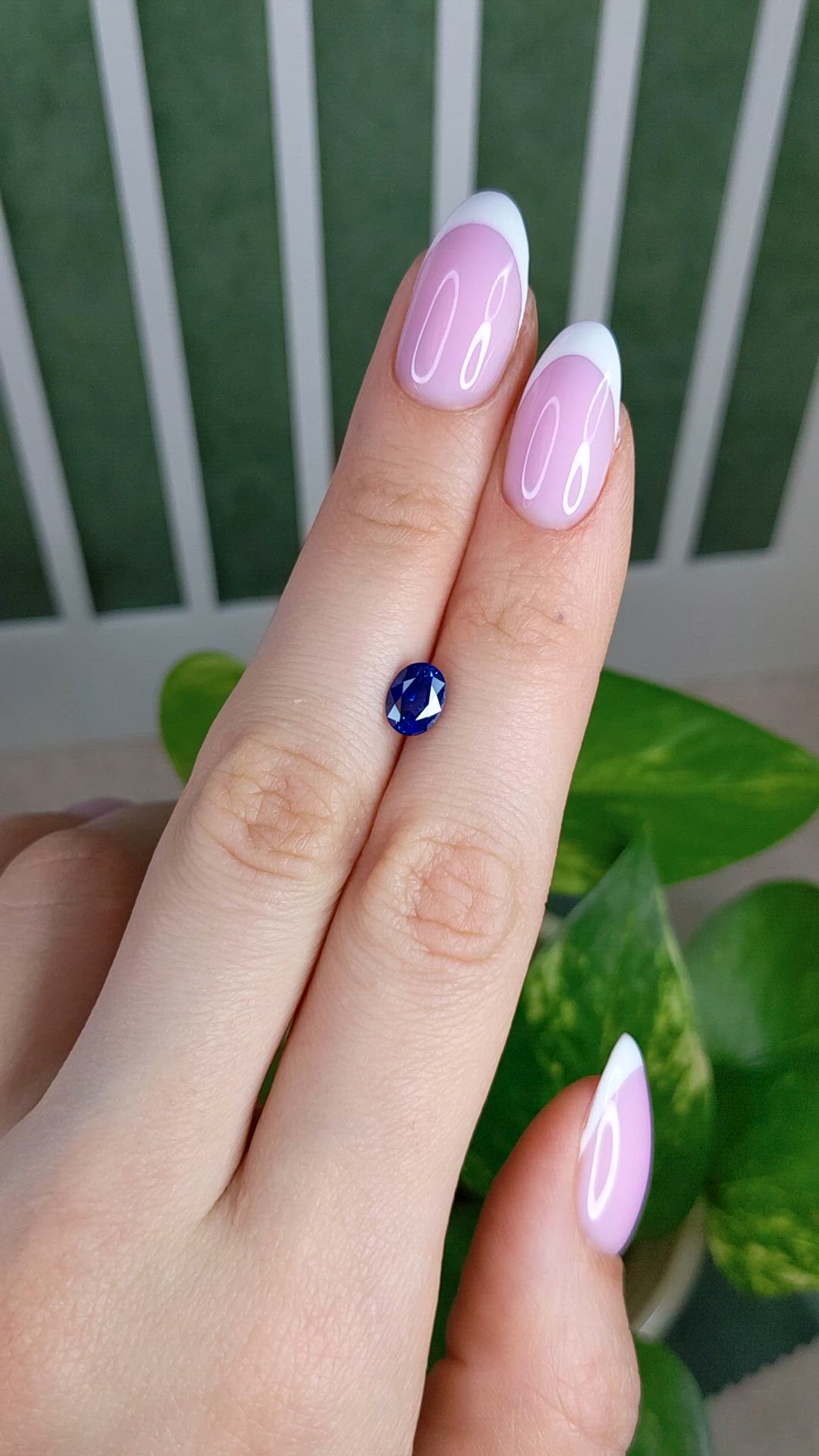 1.27 Ct. Blue Sapphire from Ceylon (Sri Lanka) Size Video