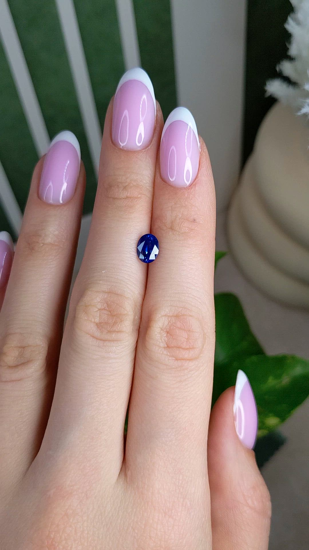 1.27 Ct. Blue Sapphire from Ceylon (Sri Lanka) Size Video