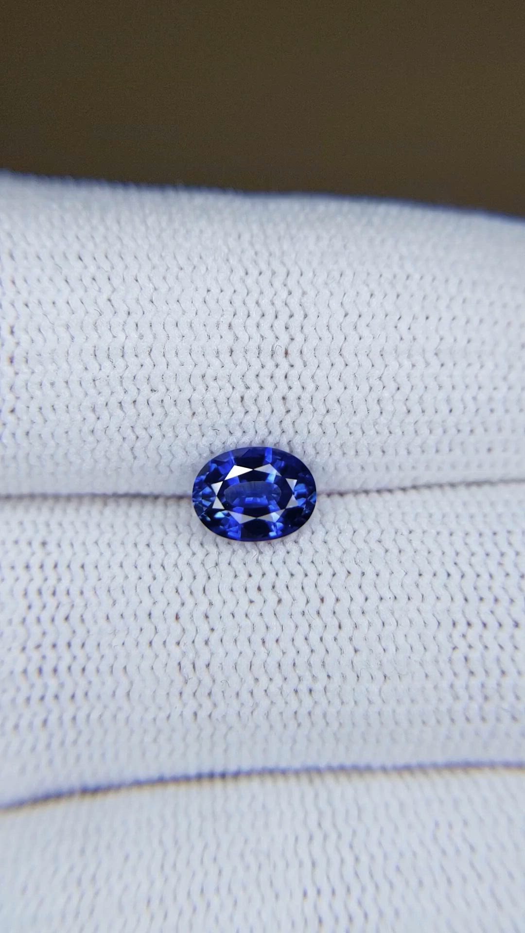 1.12 Ct. Blue Sapphire from Ceylon (Sri Lanka) Size Video