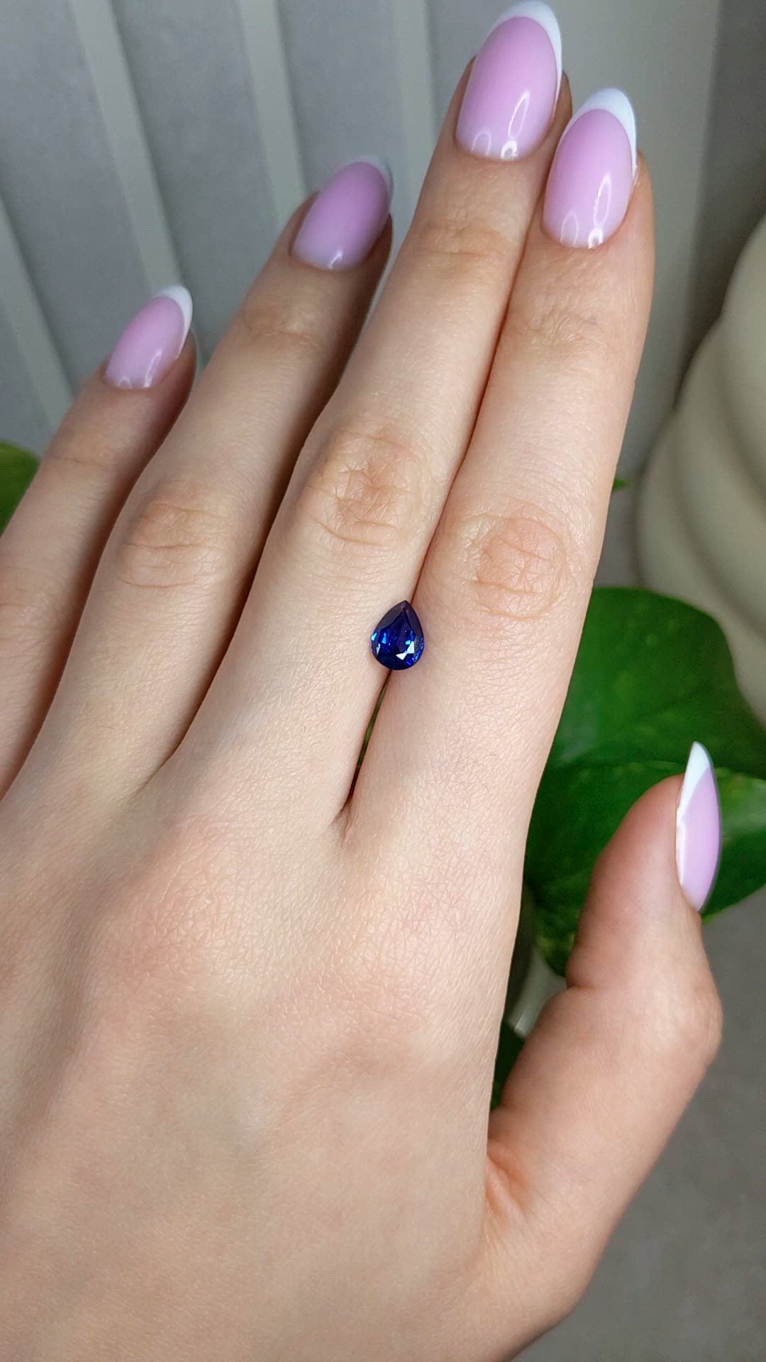 1.23 Ct. Blue Sapphire from Ceylon (Sri Lanka) Size Video