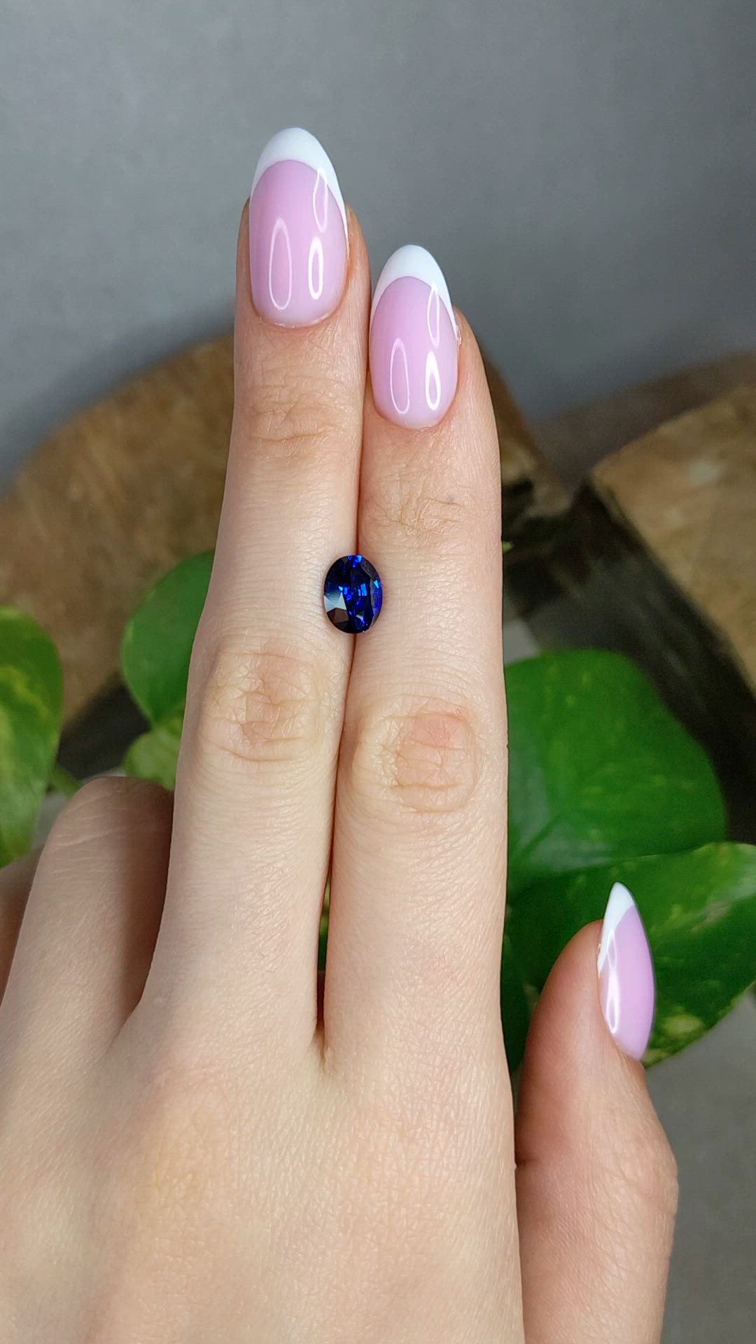 2.20 Ct. Blue Sapphire from Ceylon (Sri Lanka) Size Video