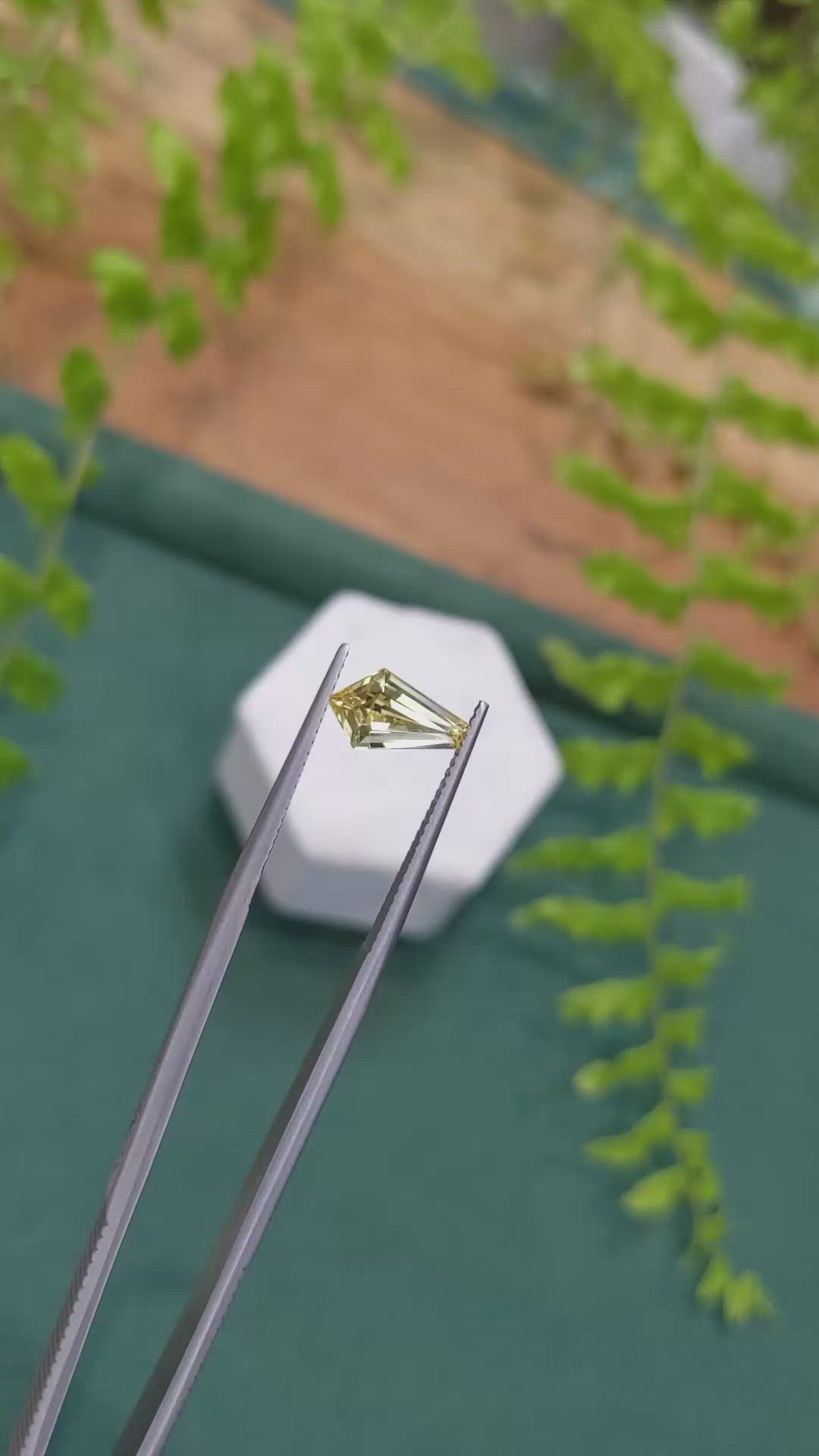 1.70 Ct. Yellow Sapphire from Ceylon (Sri Lanka) Size Video