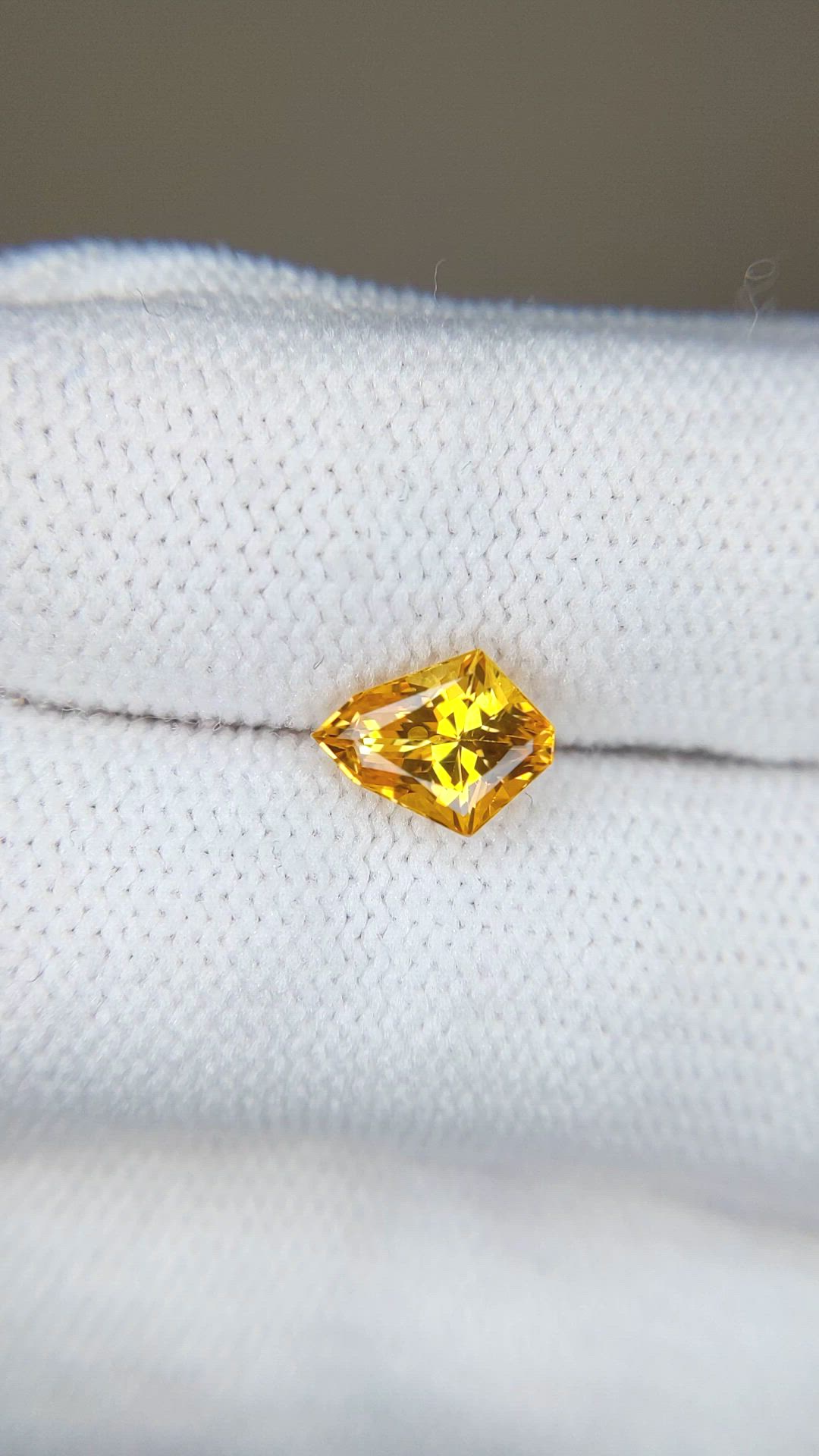 1.54 Ct. Yellow Sapphire from Ceylon (Sri Lanka) Size Video