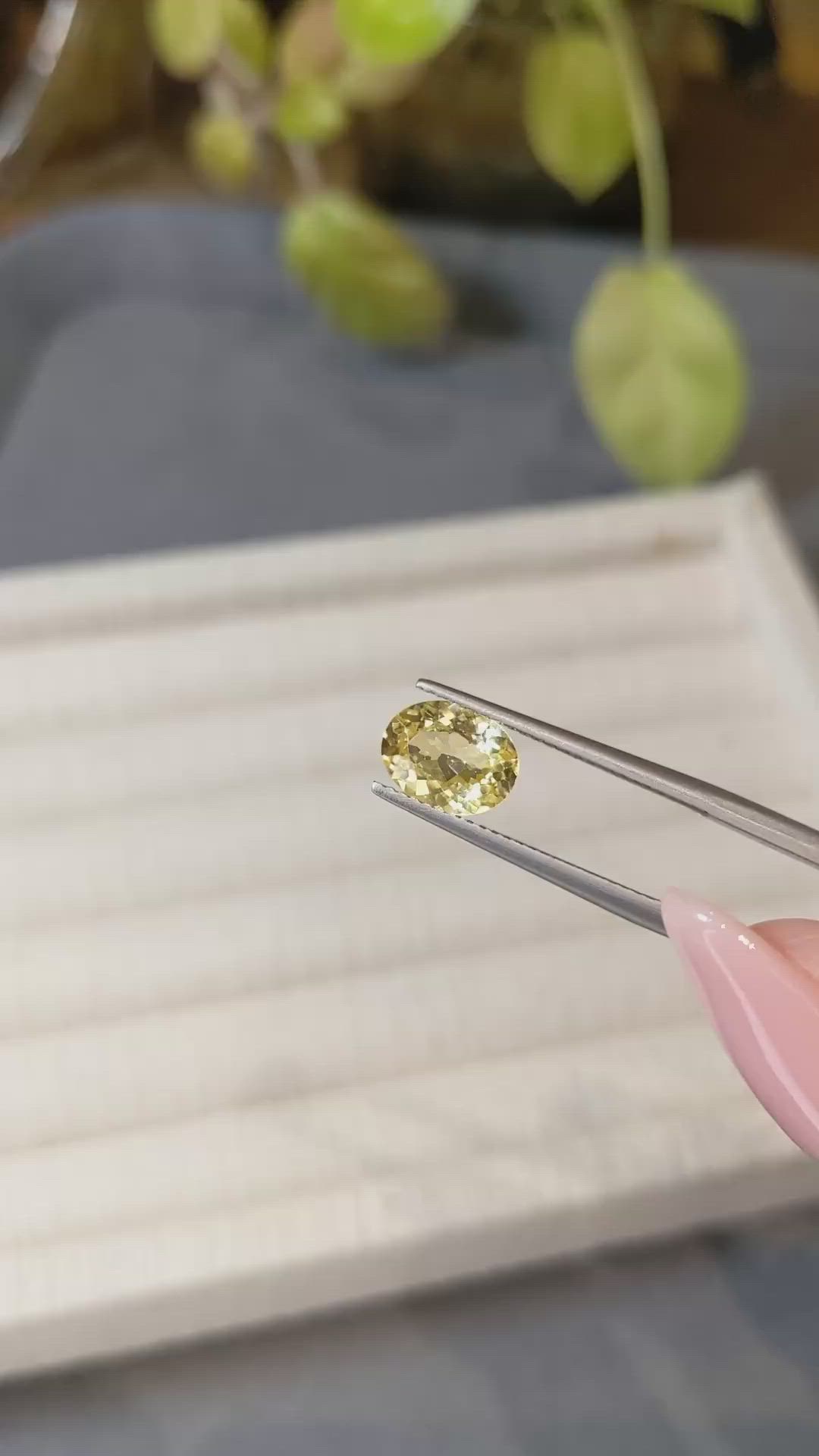 2.00 Ct. Yellow Sapphire from Ceylon (Sri Lanka) Size Video