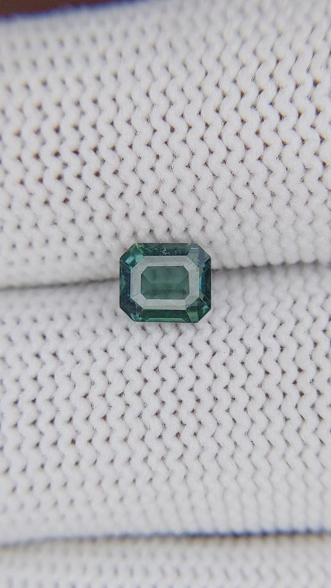 0.95 Ct. Greenish Blue Sapphire from Kenya Size Video