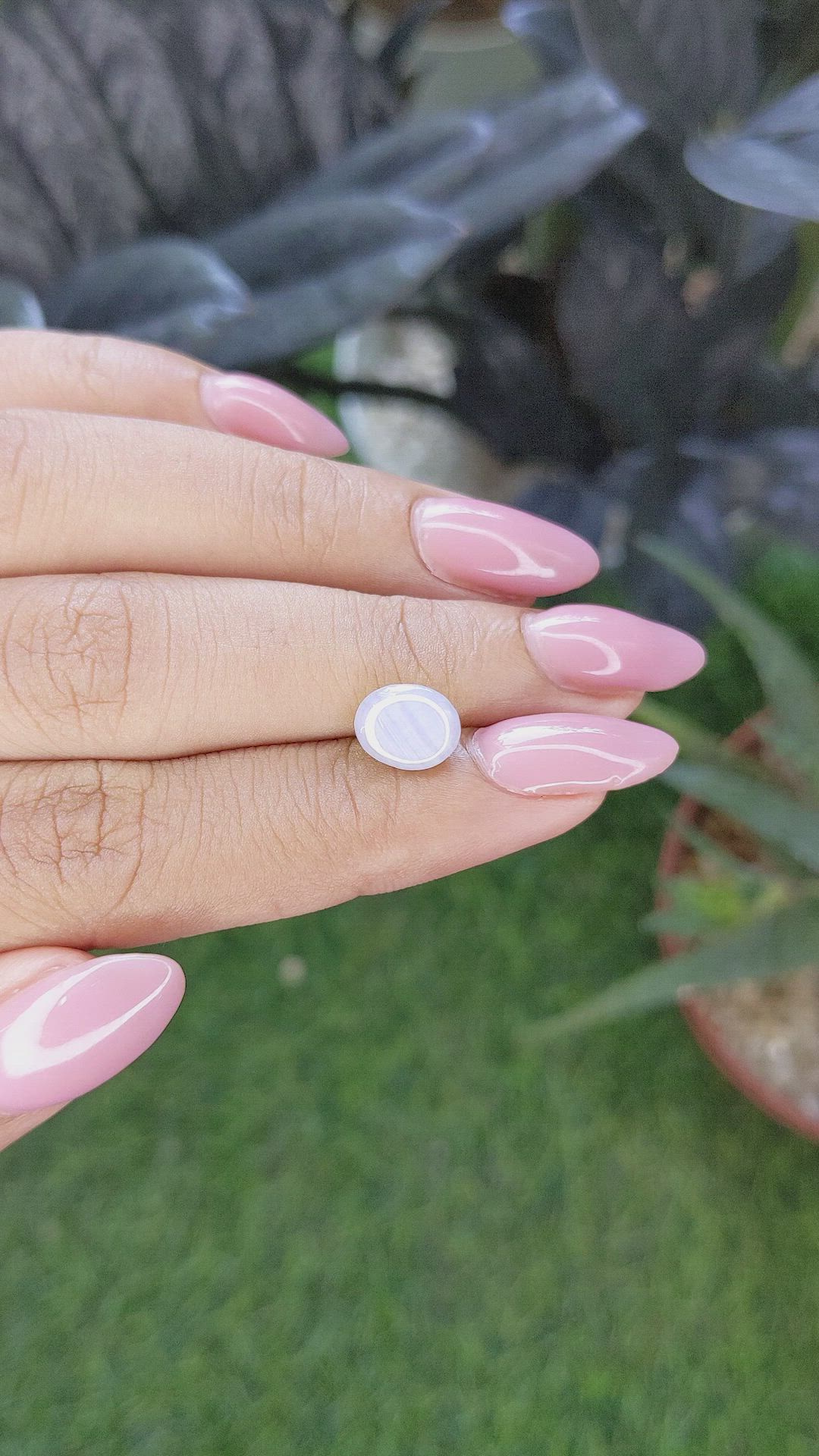 2.63 Ct. Grey Star Sapphire from Ceylon (Sri Lanka) Size Video