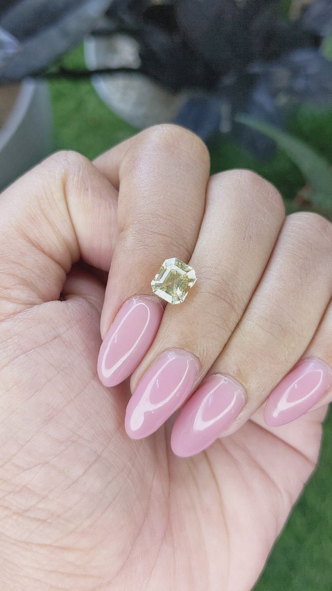 2.53 Ct. Yellow Sapphire from Ceylon (Sri Lanka) Size Video