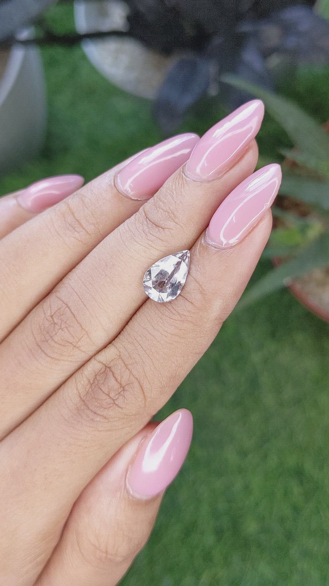 2.45 Ct. White Sapphire from Ceylon (Sri Lanka) Size Video