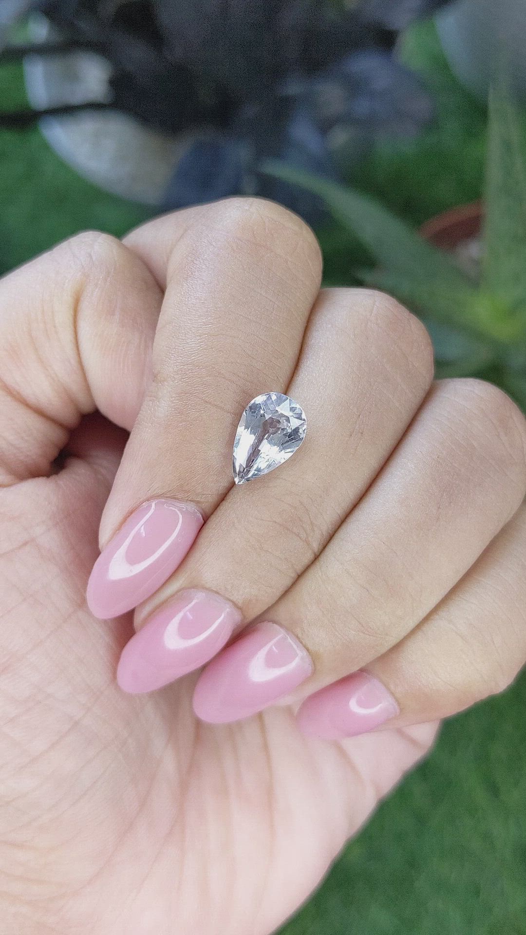 2.45 Ct. White Sapphire from Ceylon (Sri Lanka) Size Video