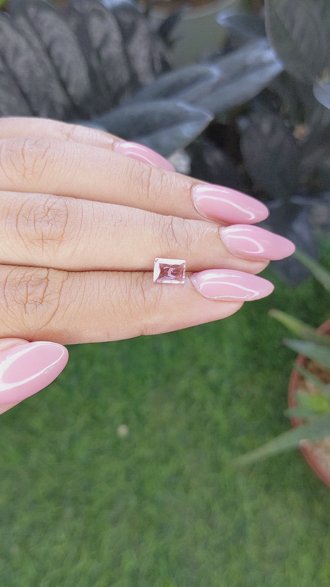 0.99 Ct. Pink Sapphire from Ceylon (Sri Lanka) Size Video
