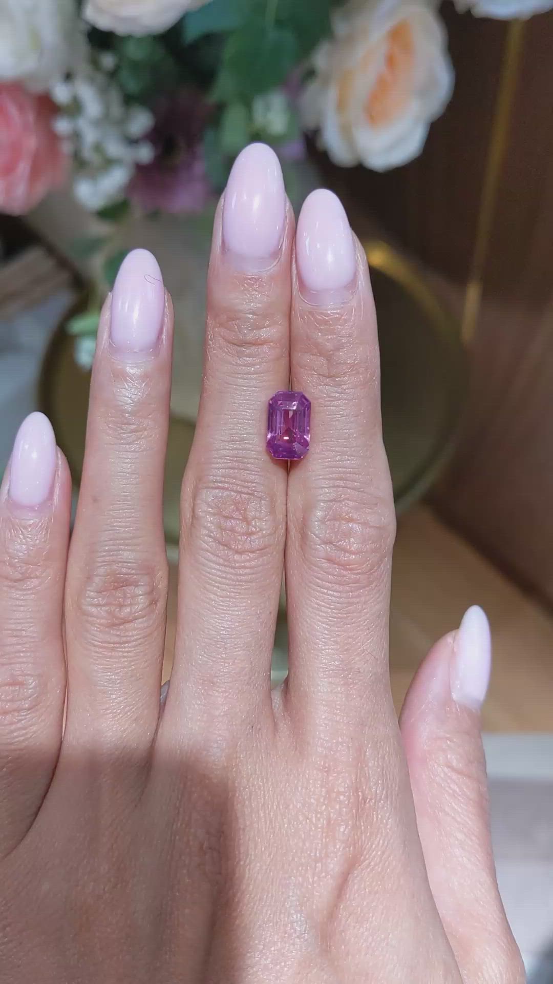 4.02 Ct. Purplish Pink Sapphire from Ceylon (Sri Lanka) Size Video