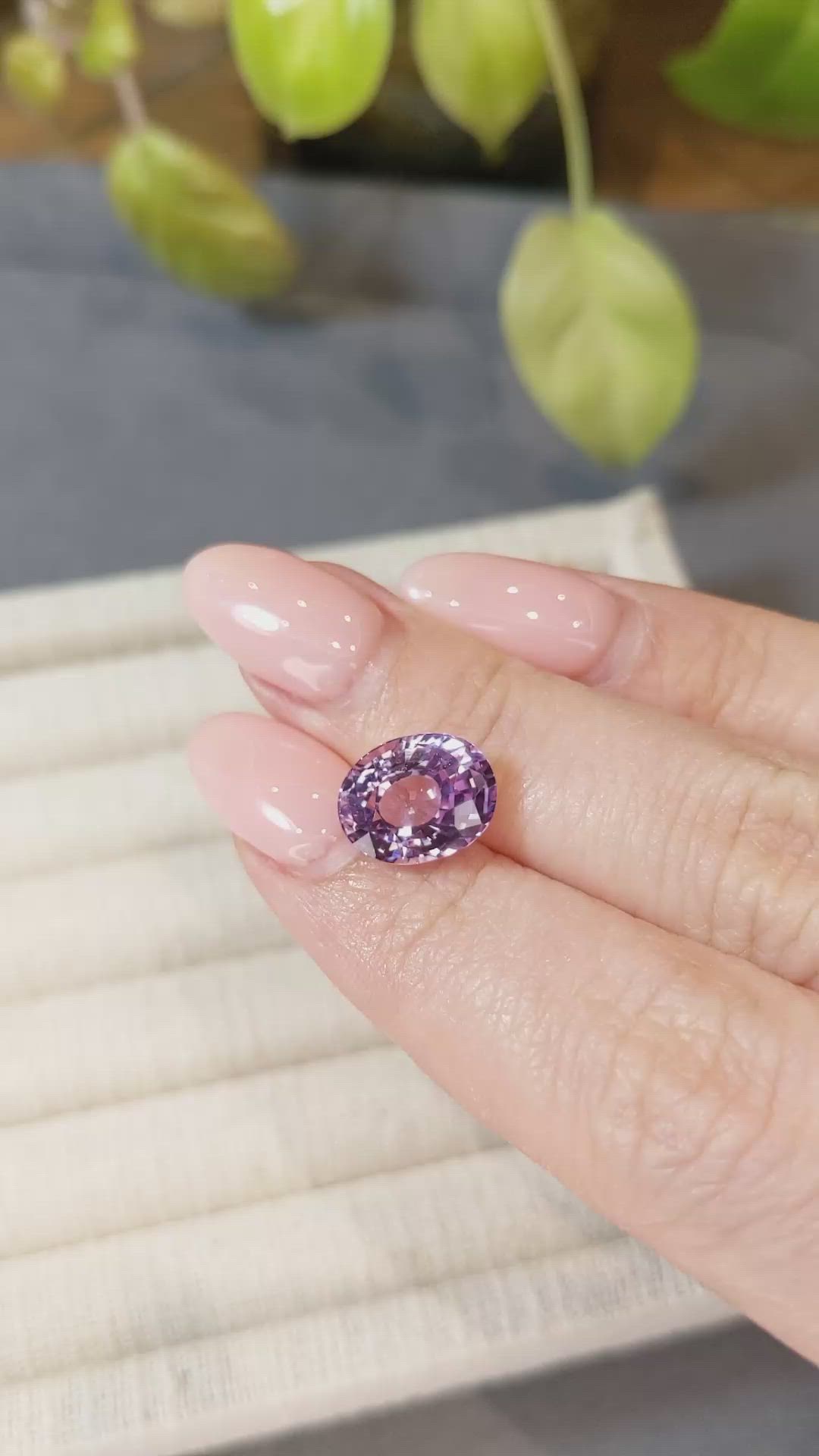 6.08 Ct. Purplish Pink Sapphire from Ceylon (Sri Lanka) Size Video