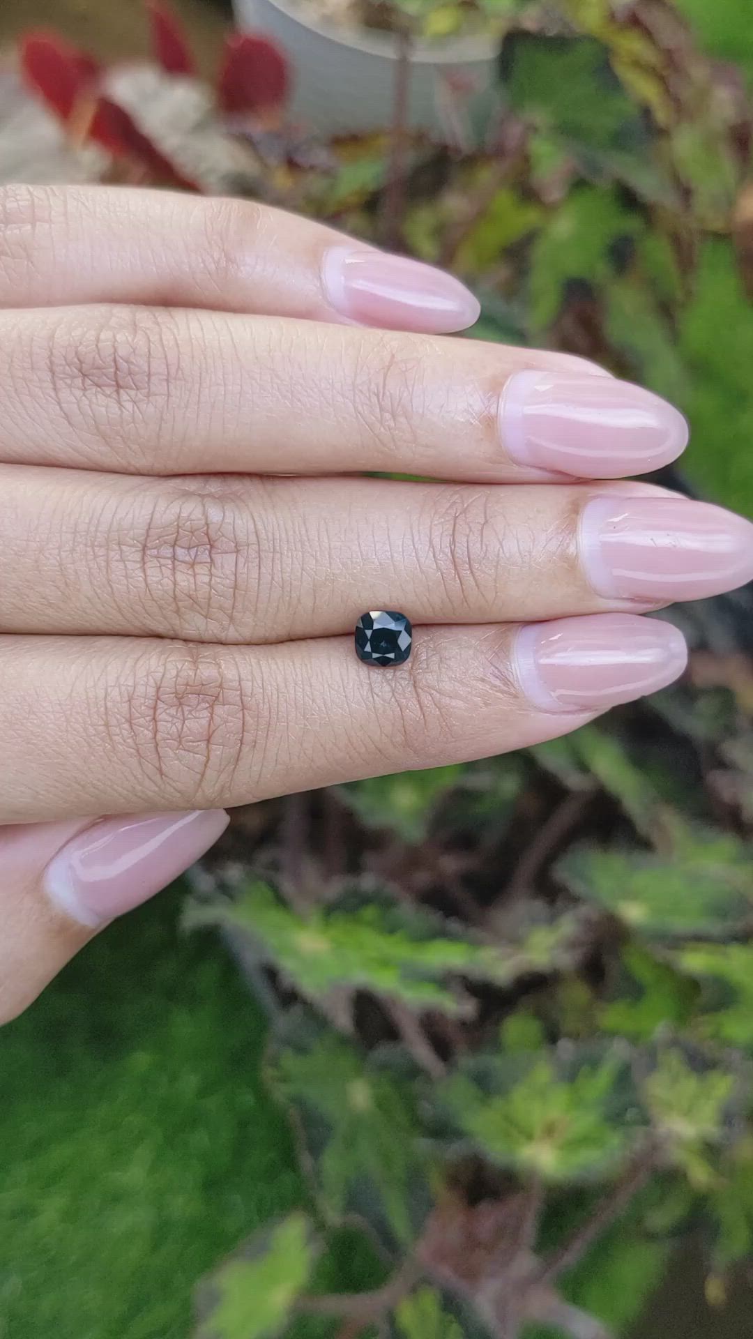 1.00 Ct. Greenish Blue Sapphire from Ceylon (Sri Lanka) Size Video