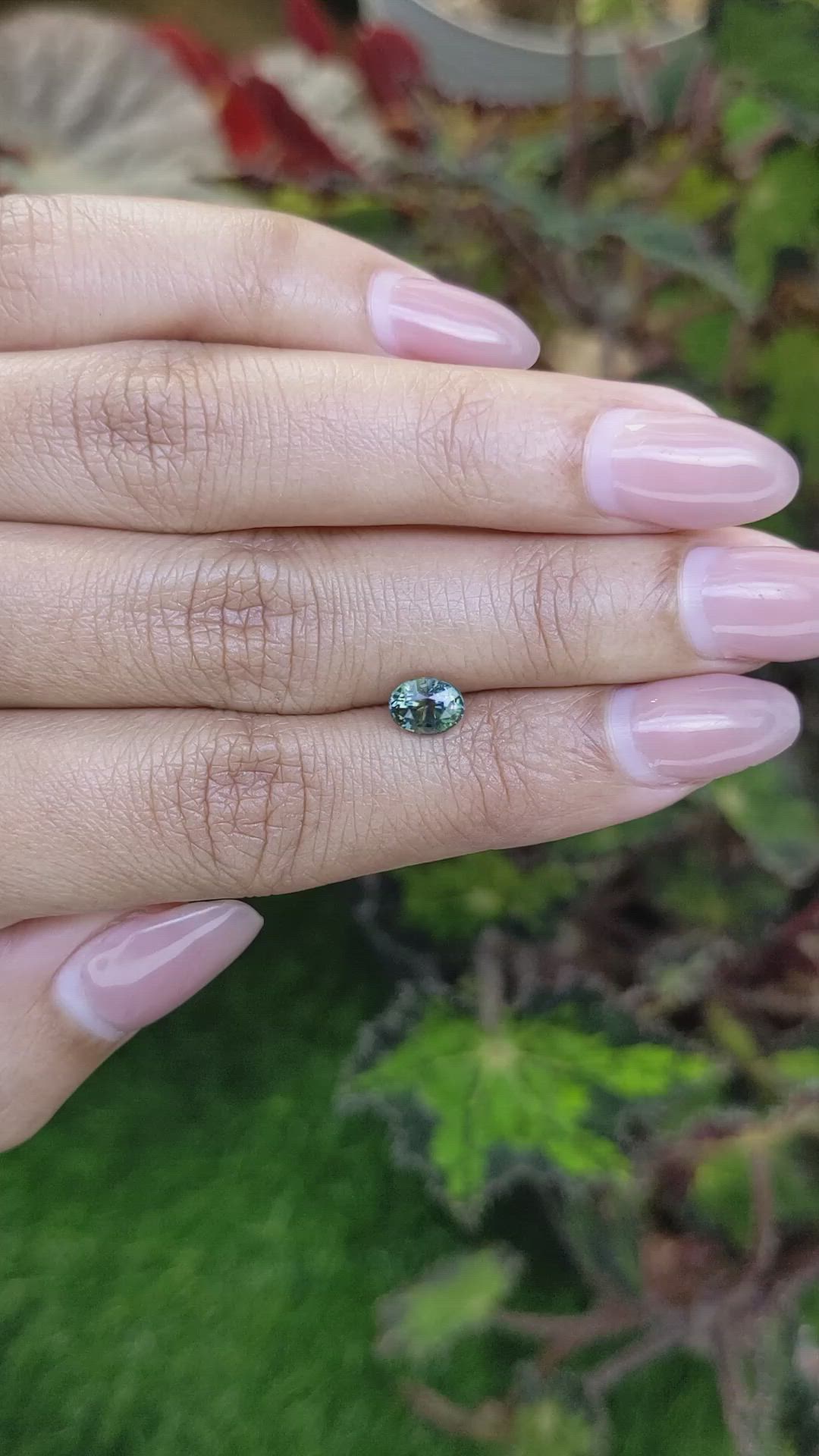 1.06 Ct. Bi Color / Parti Sapphire from Ceylon (Sri Lanka) Size Video